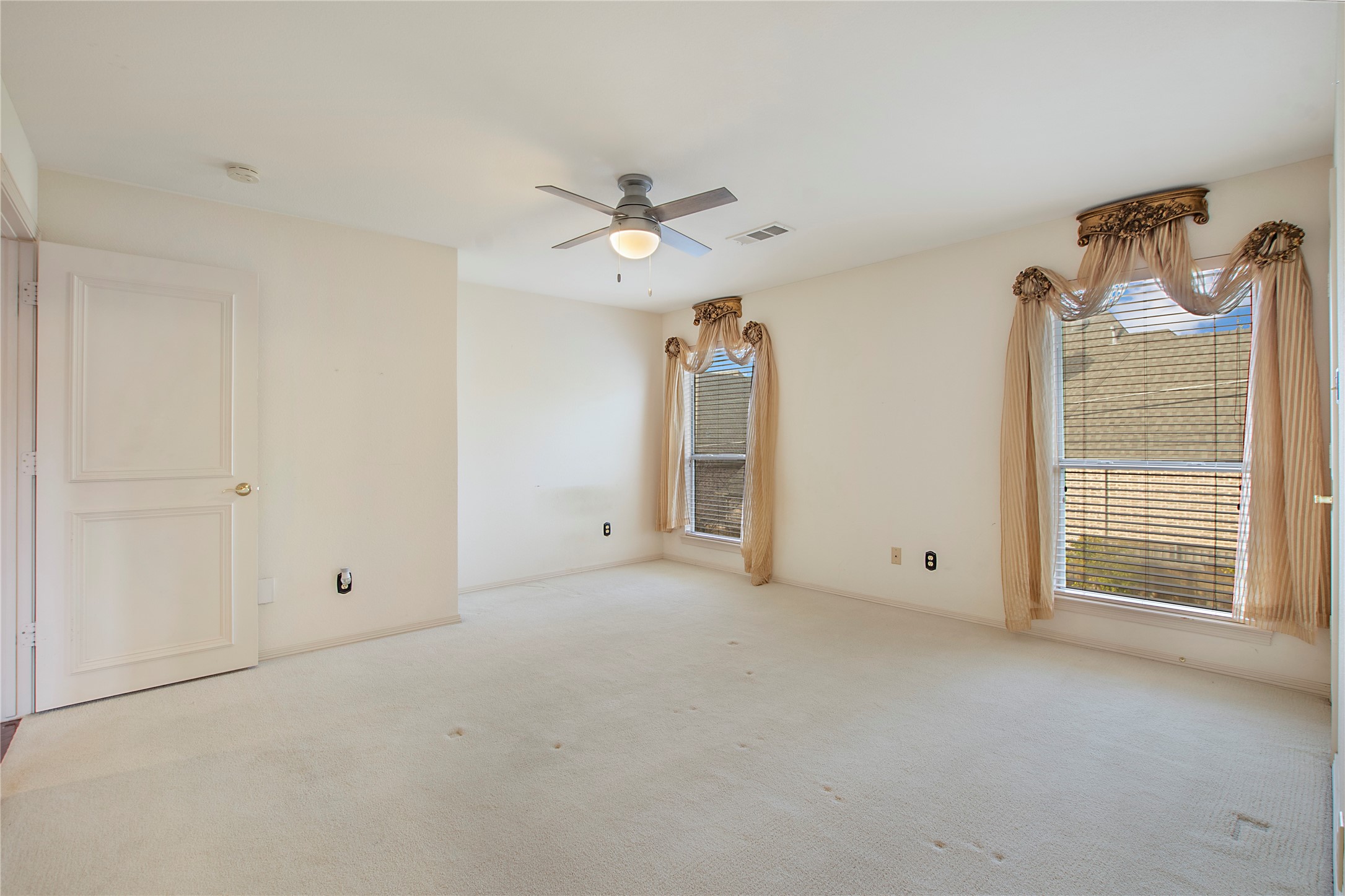 8931 Guernsey Lane
