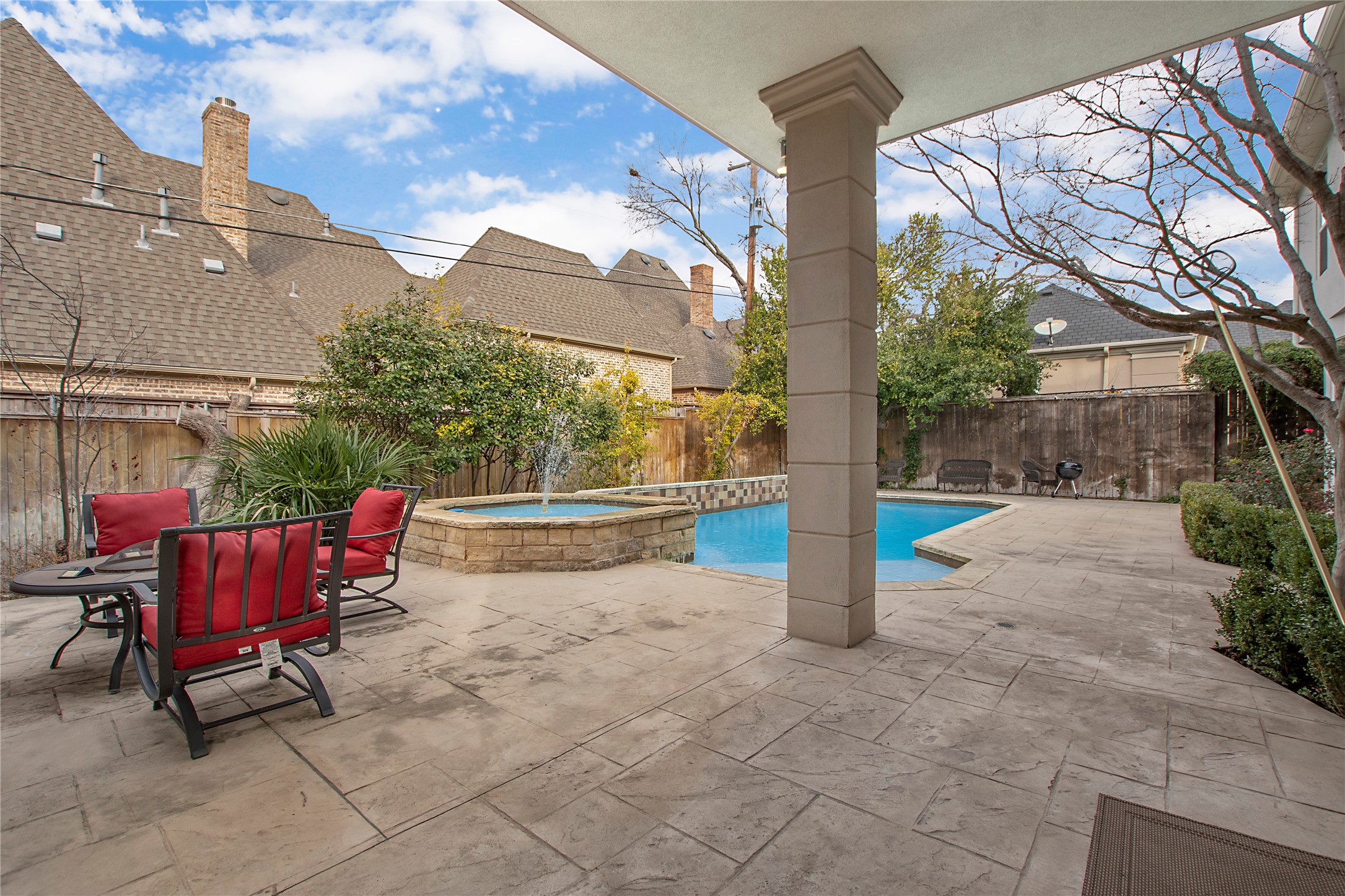 8931 Guernsey Lane