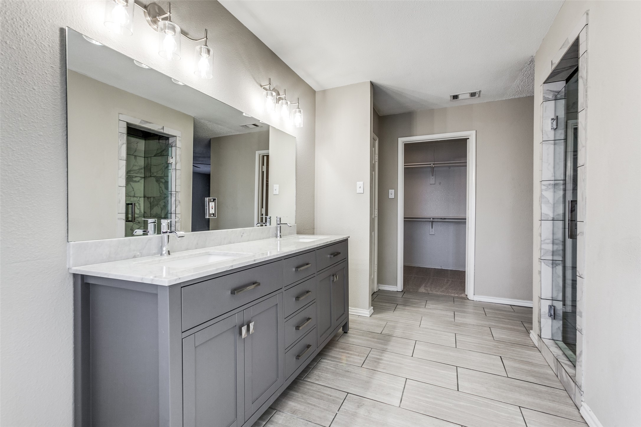 6055 Mapleshade Lane