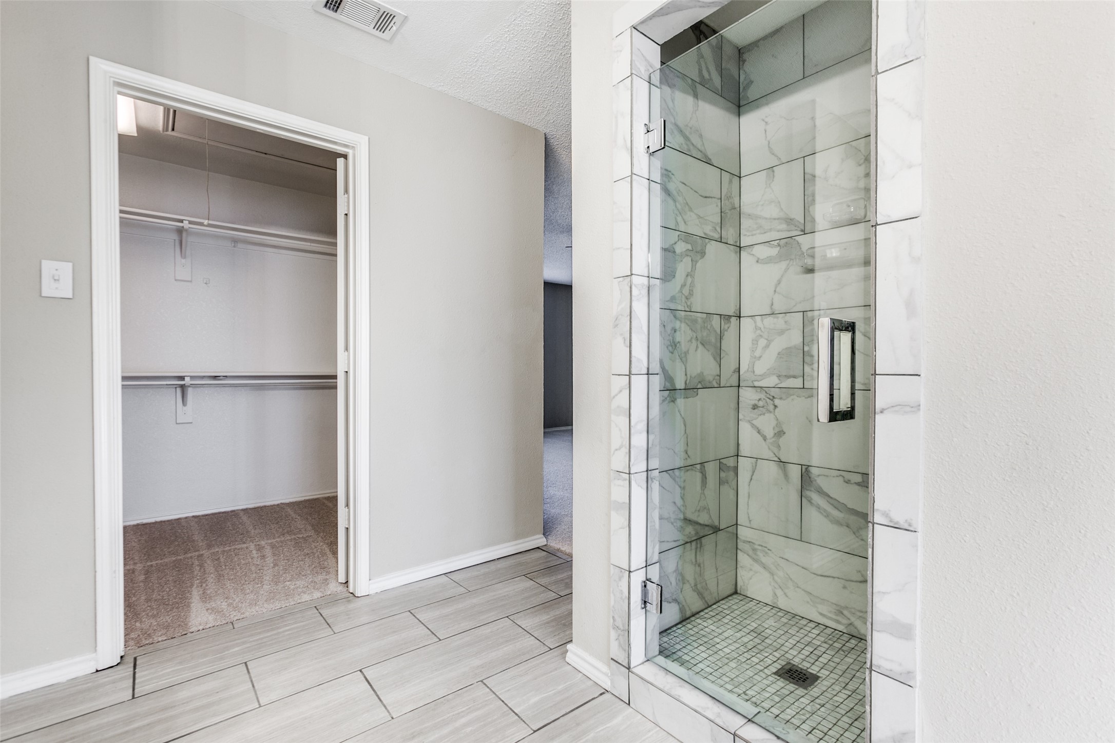 6055 Mapleshade Lane