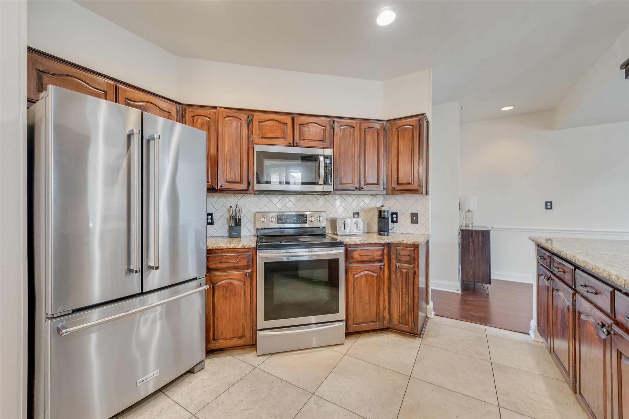 5016 Pershing Street