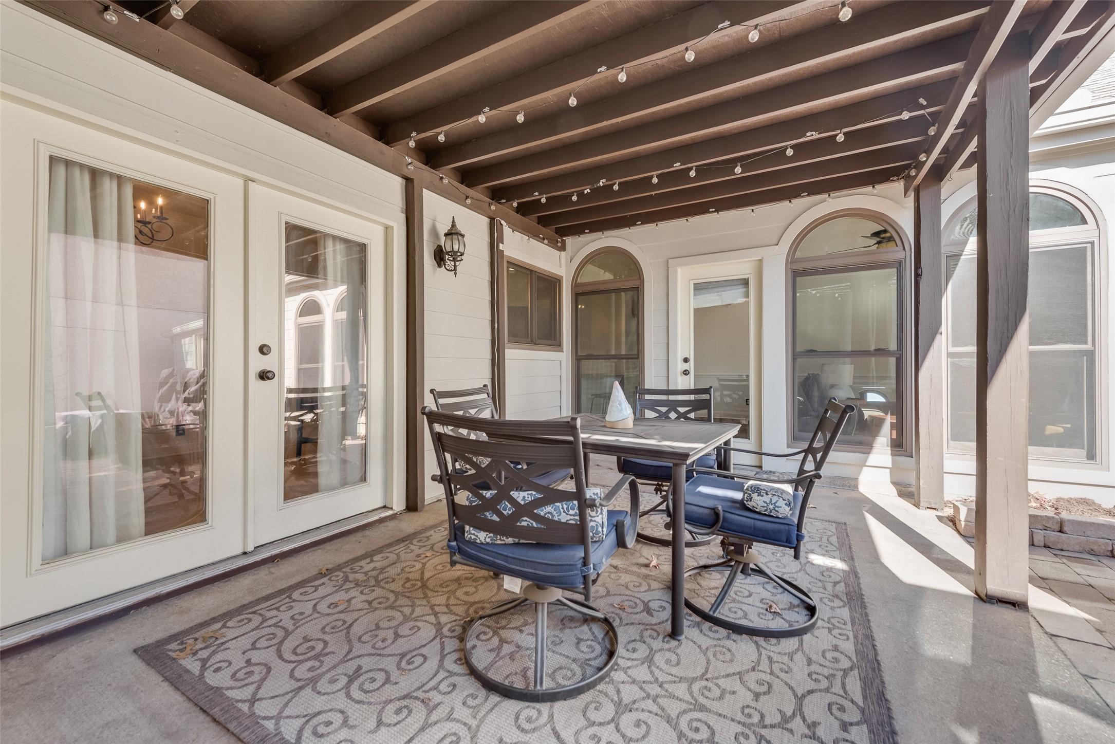 5016 Pershing Street