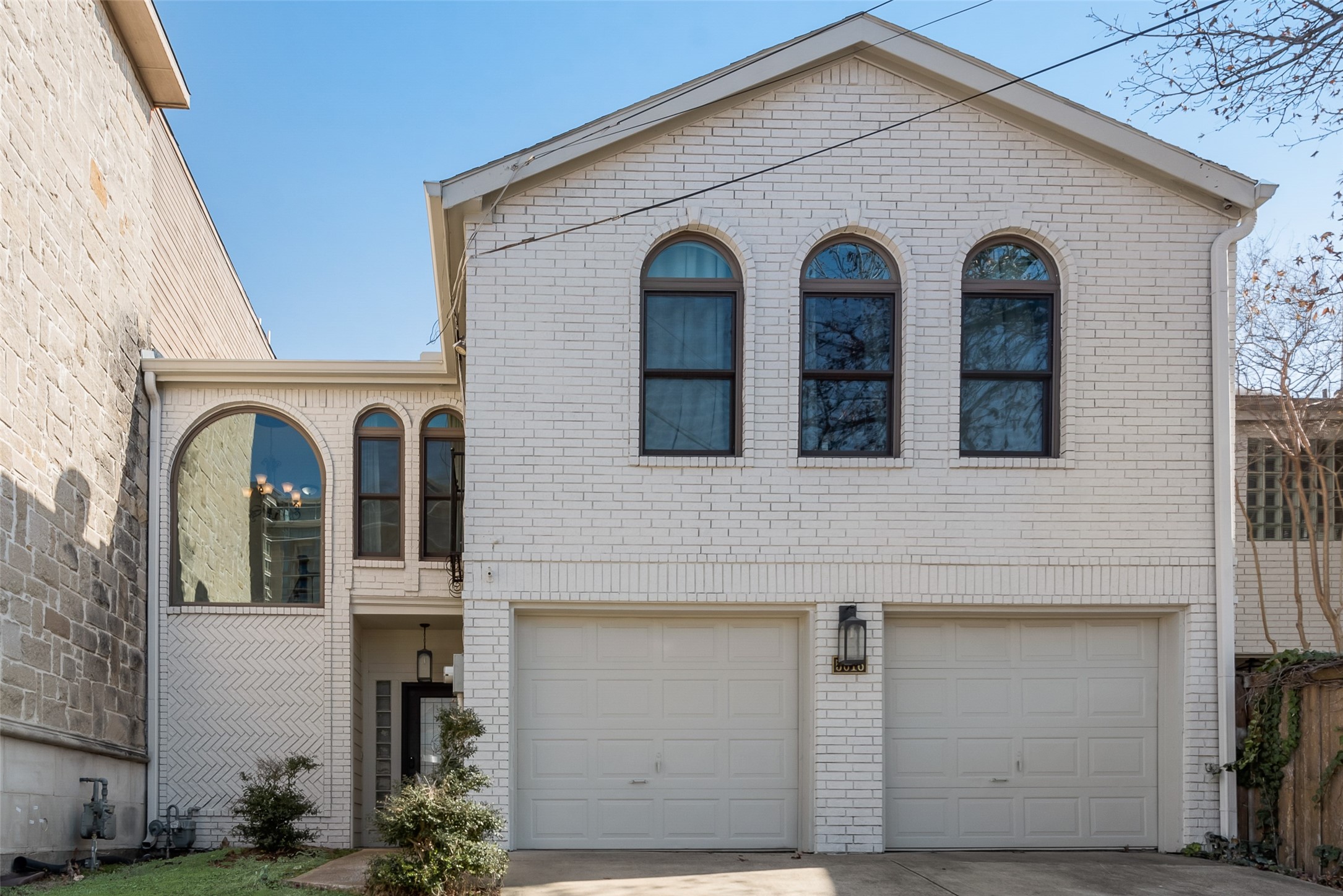 5016 Pershing Street