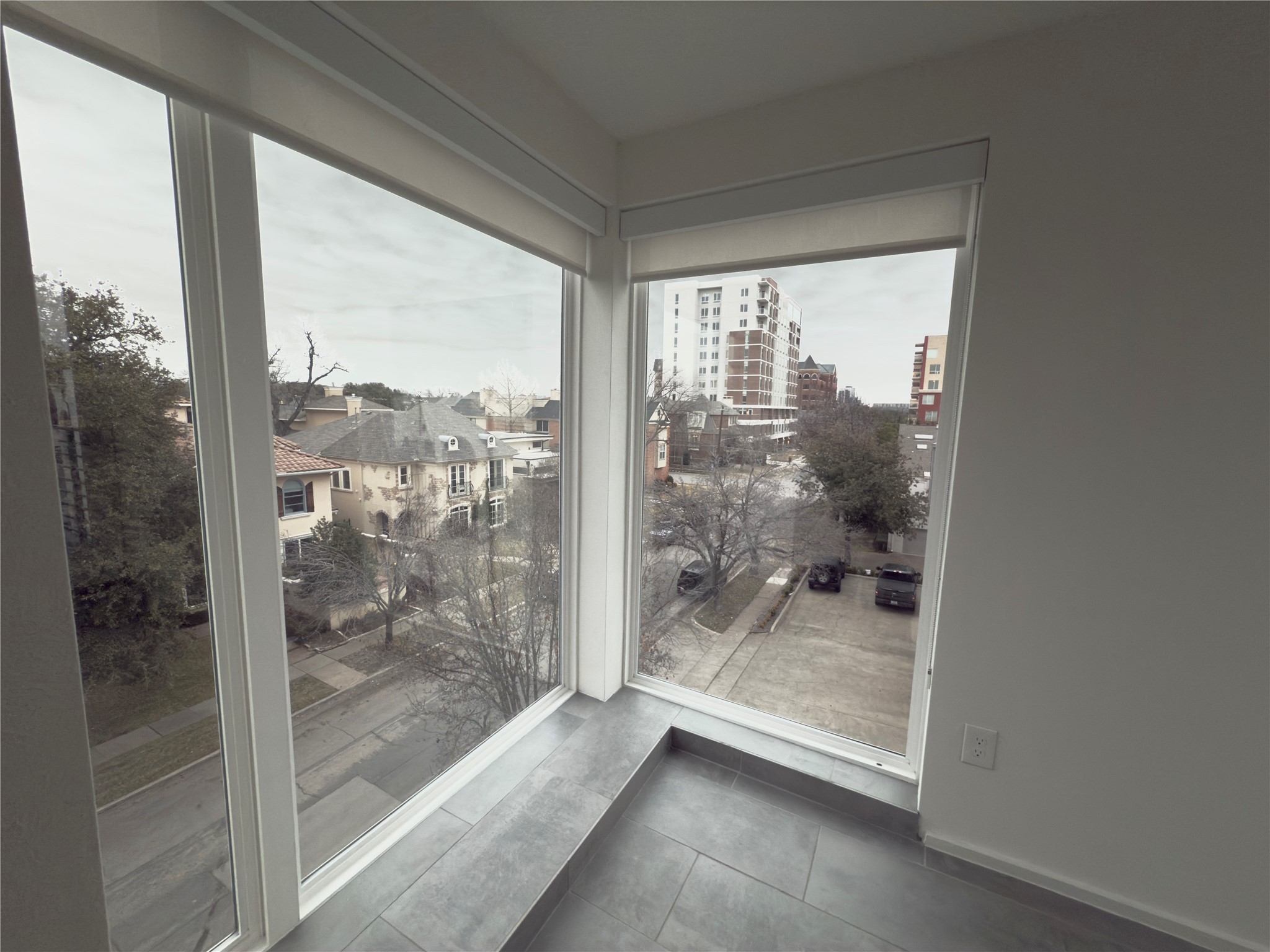 4138 Herschel Avenue 101