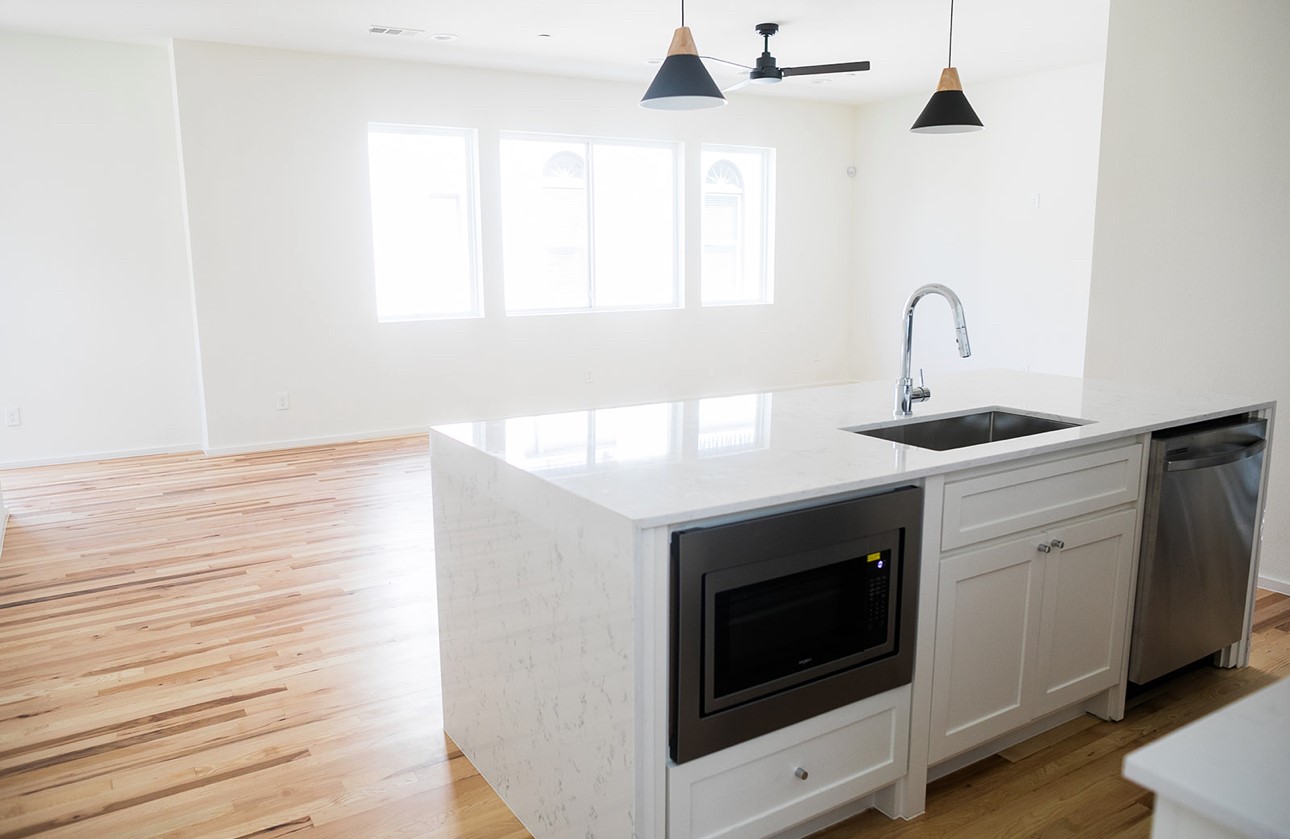 4138 Herschel Avenue 101