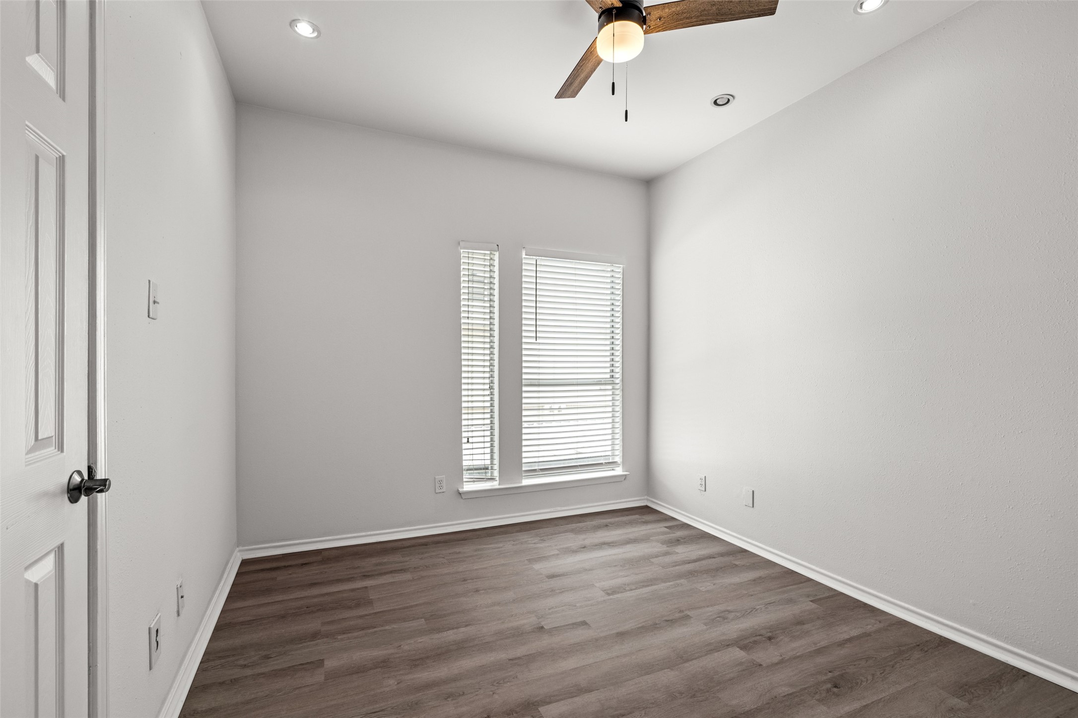 4104 N Hall Street 216