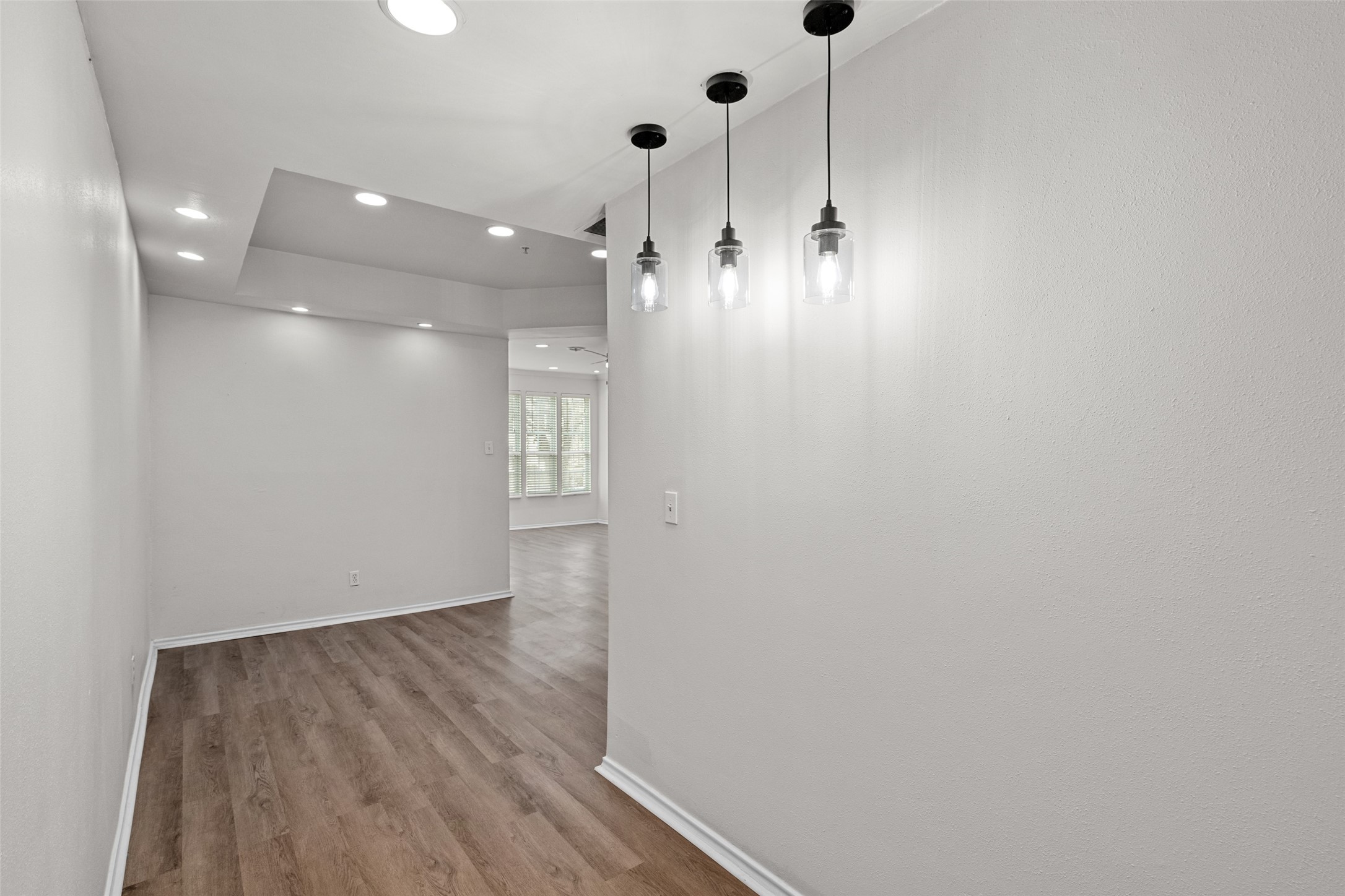 4104 N Hall Street 216