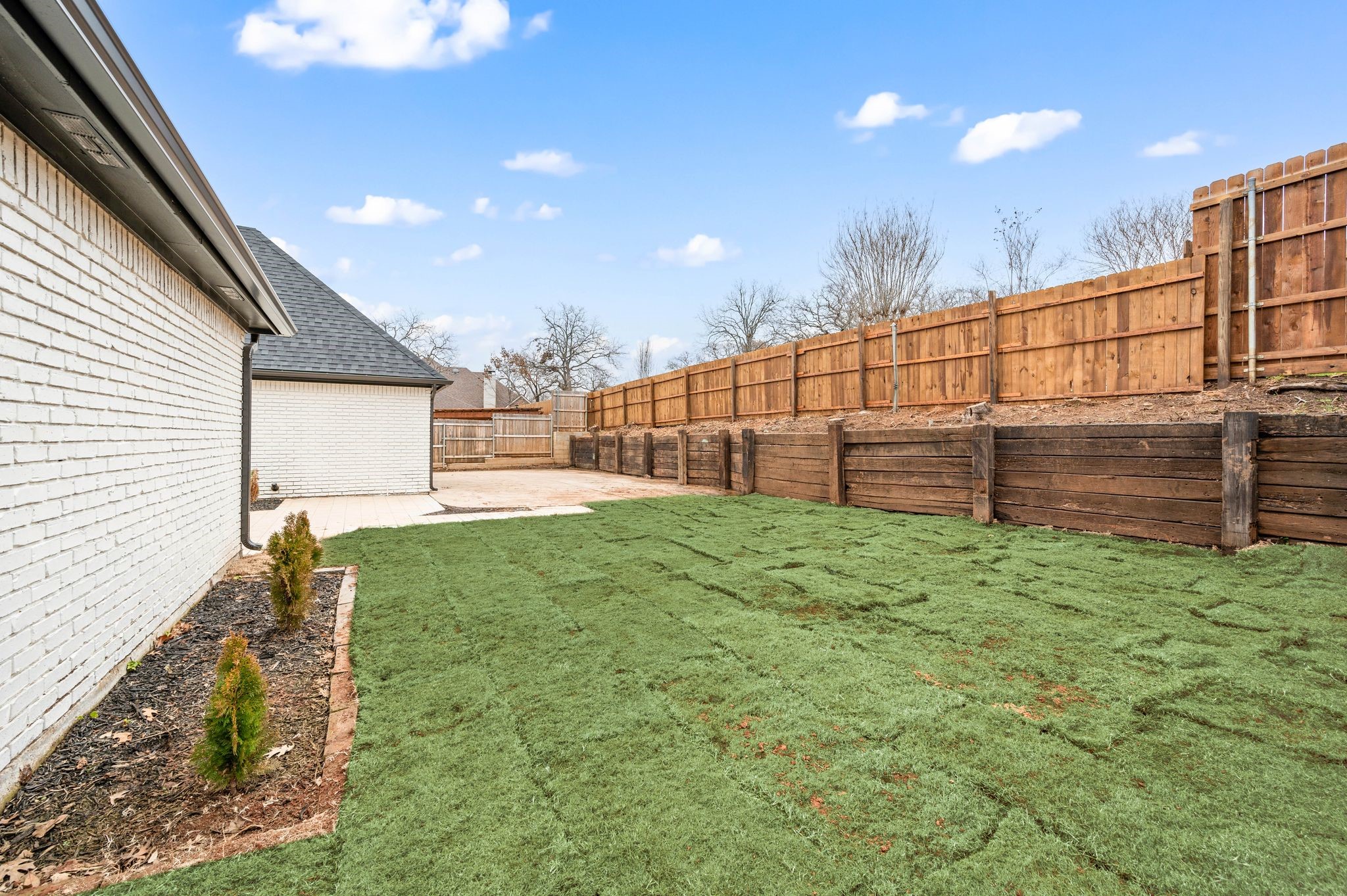 2905 Crestline Drive