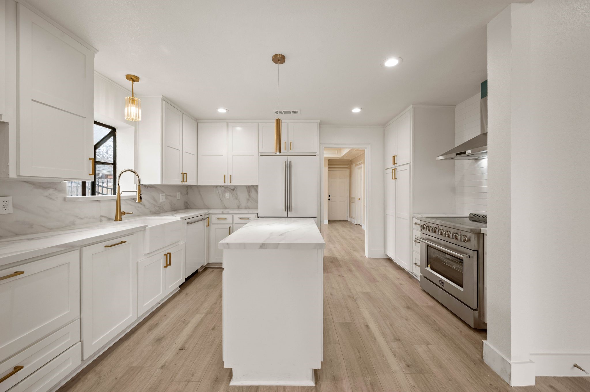 2905 Crestline Drive
