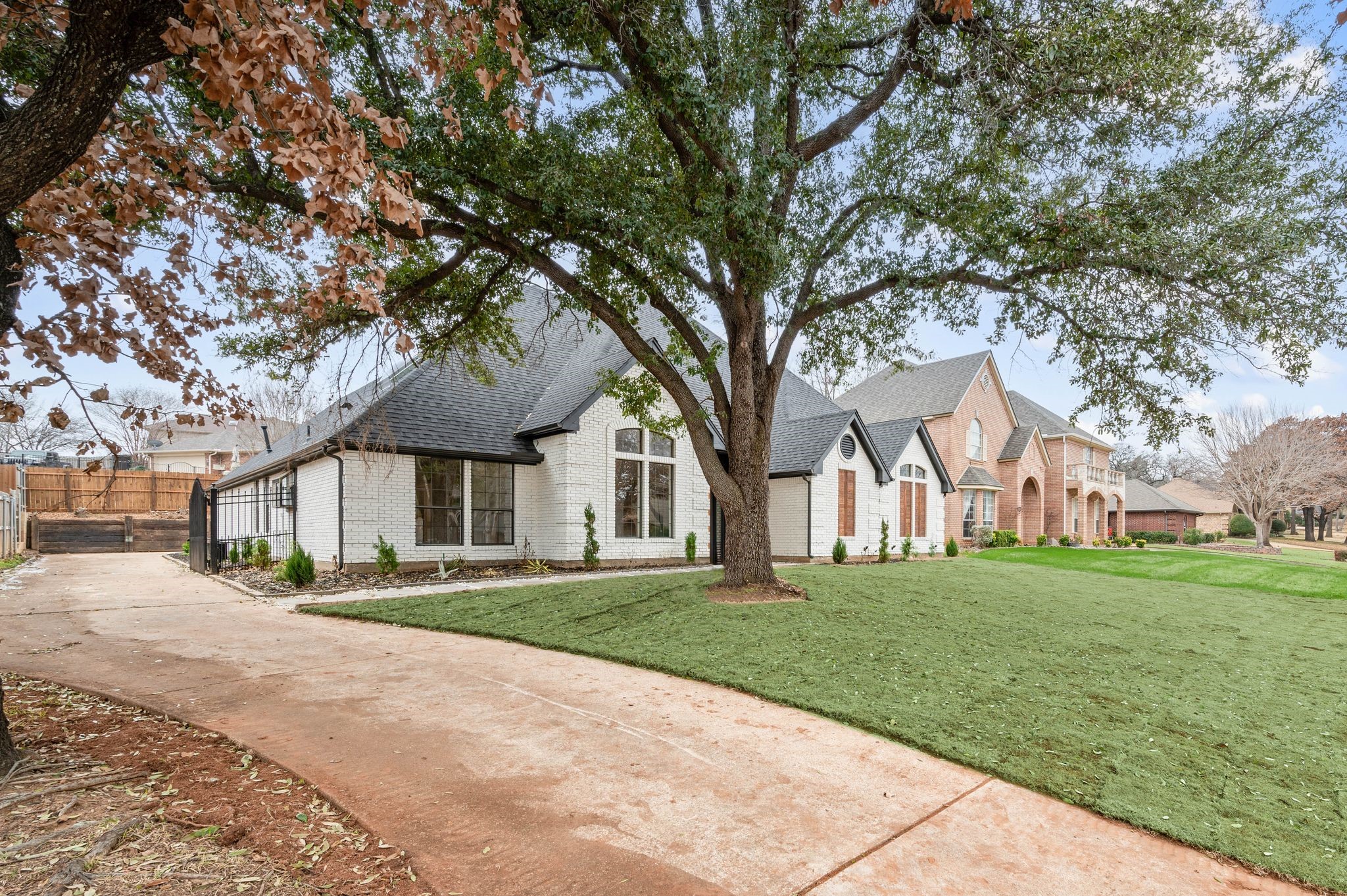 2905 Crestline Drive