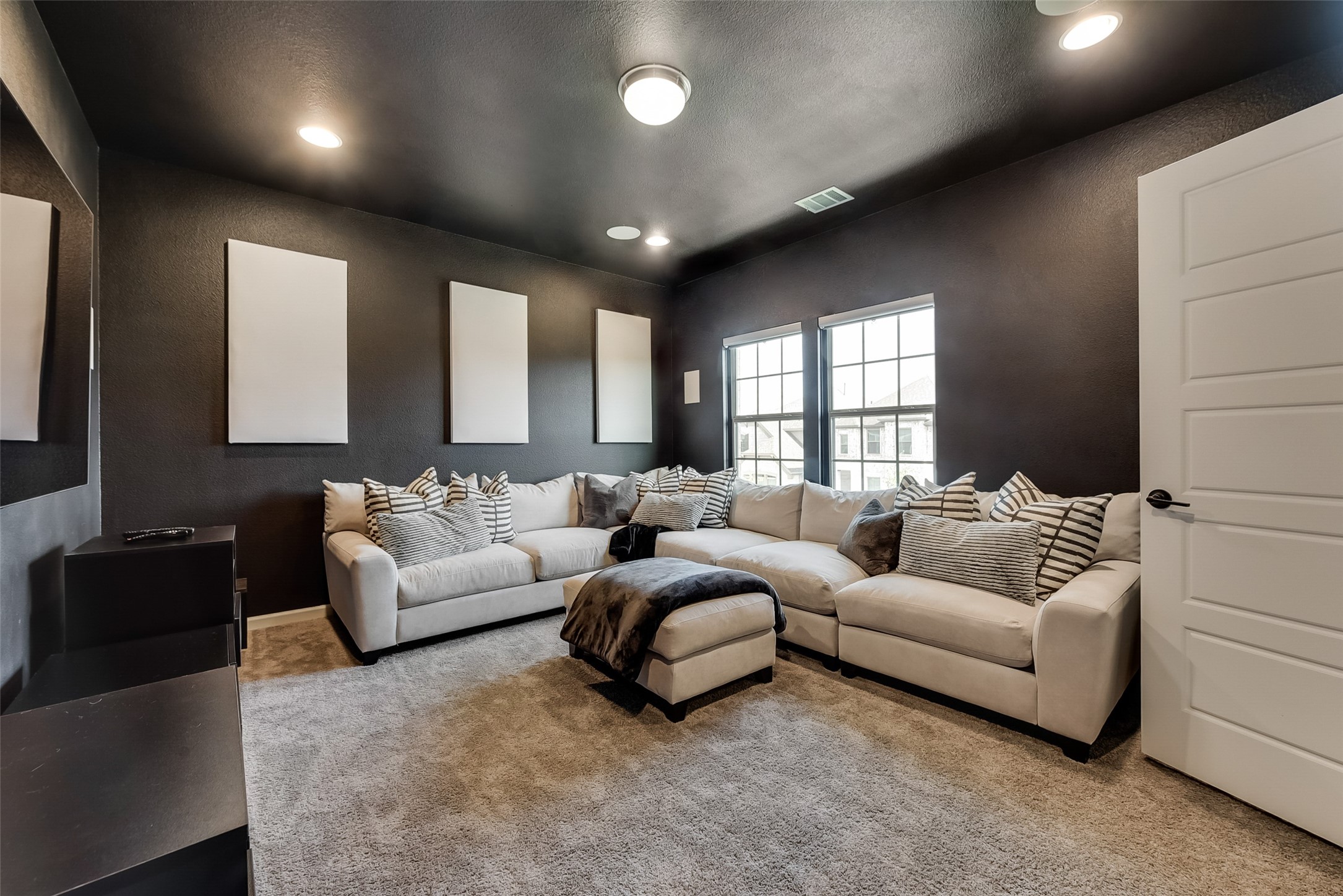 3742 Harvest Lane