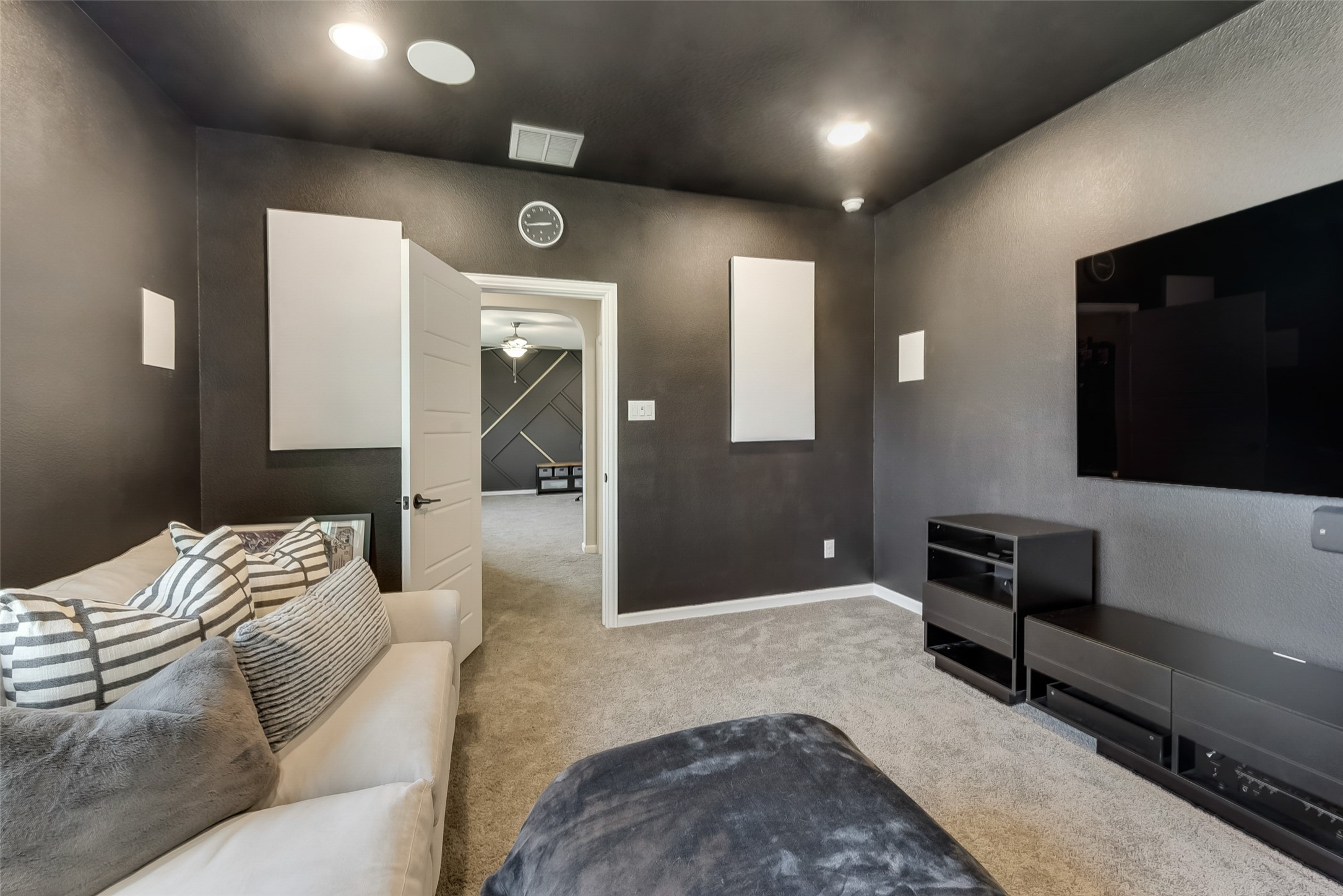 3742 Harvest Lane
