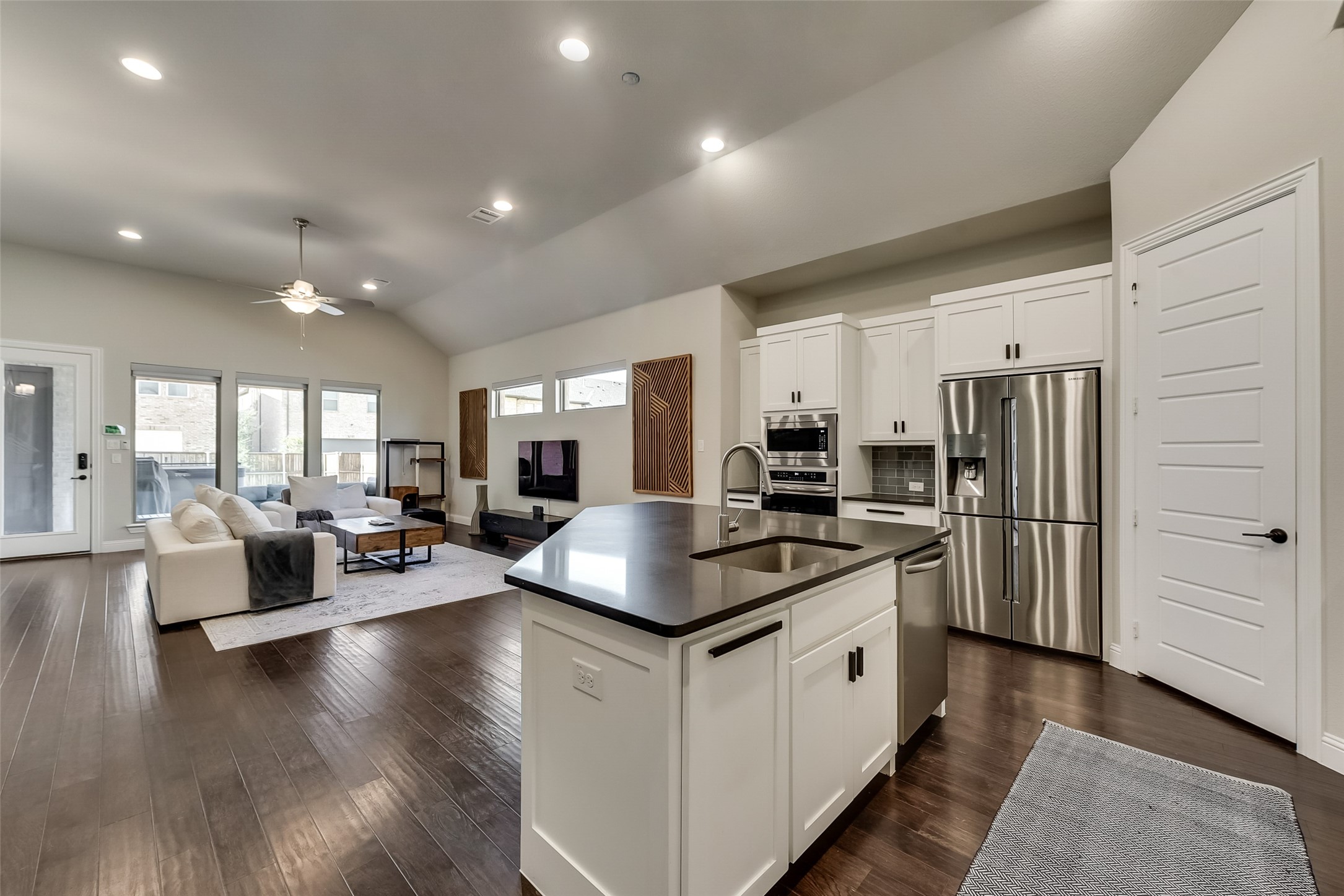 3742 Harvest Lane