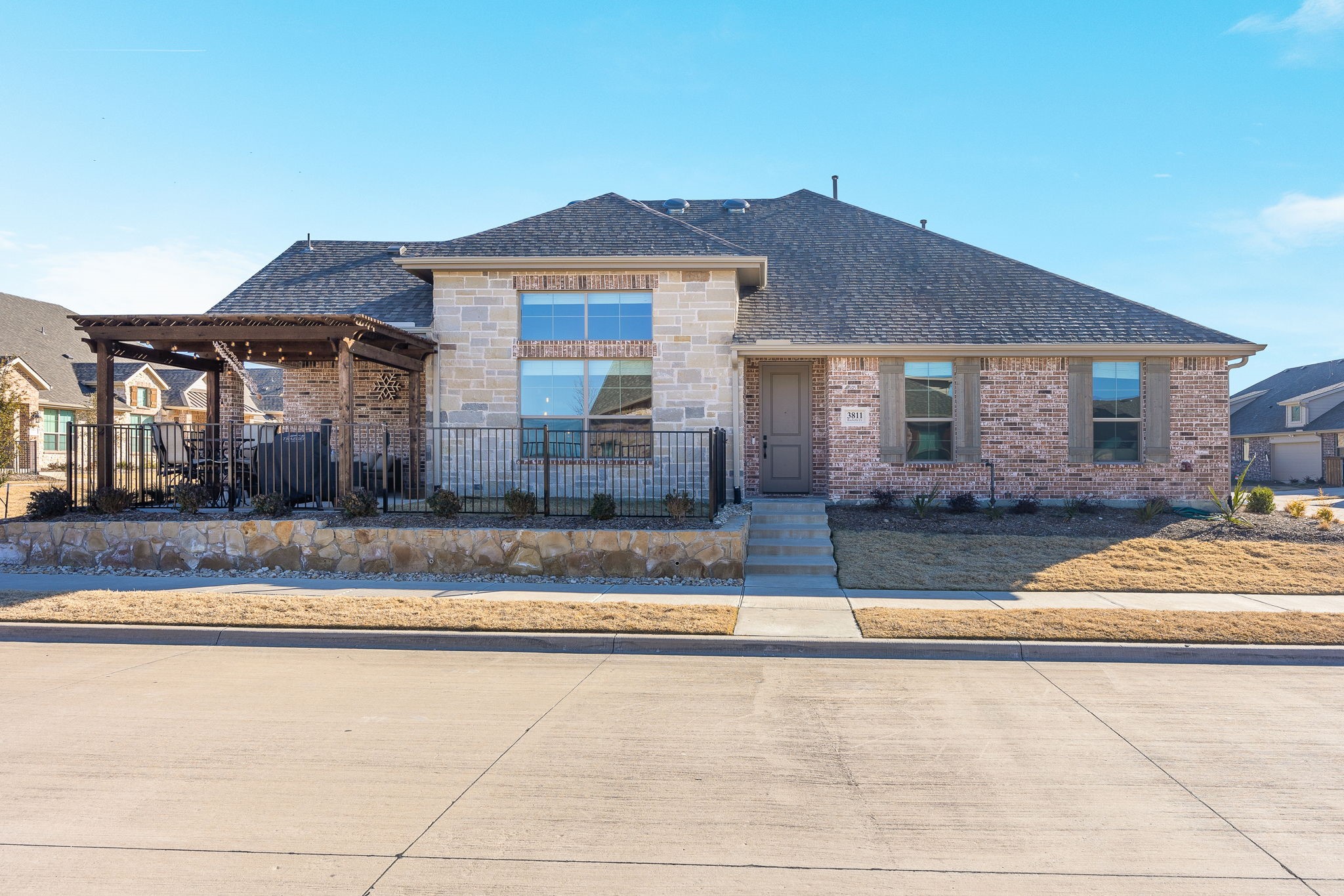 3811 Rochelle Court