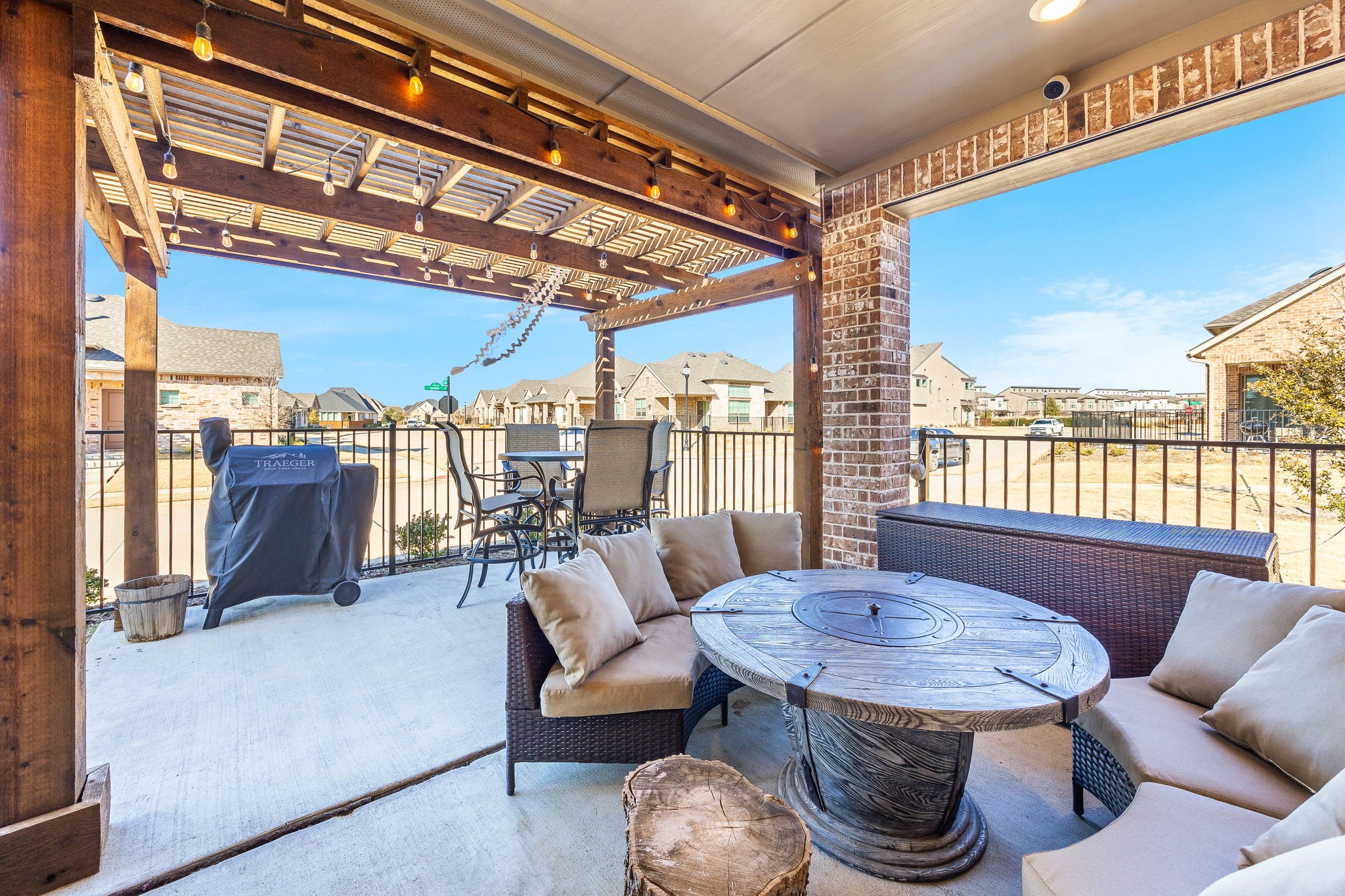 3811 Rochelle Court