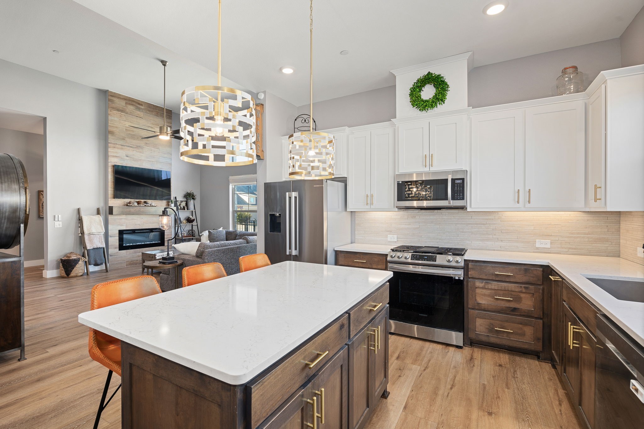 3811 Rochelle Court