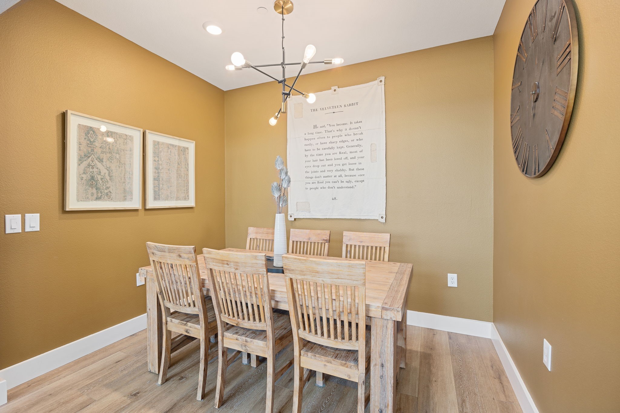 3811 Rochelle Court