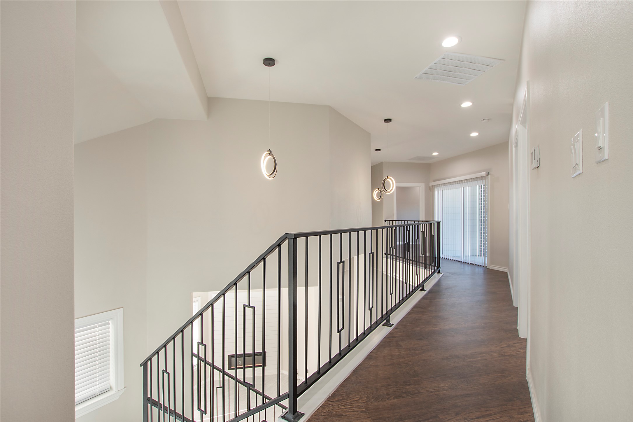 702 Linkcrest Drive