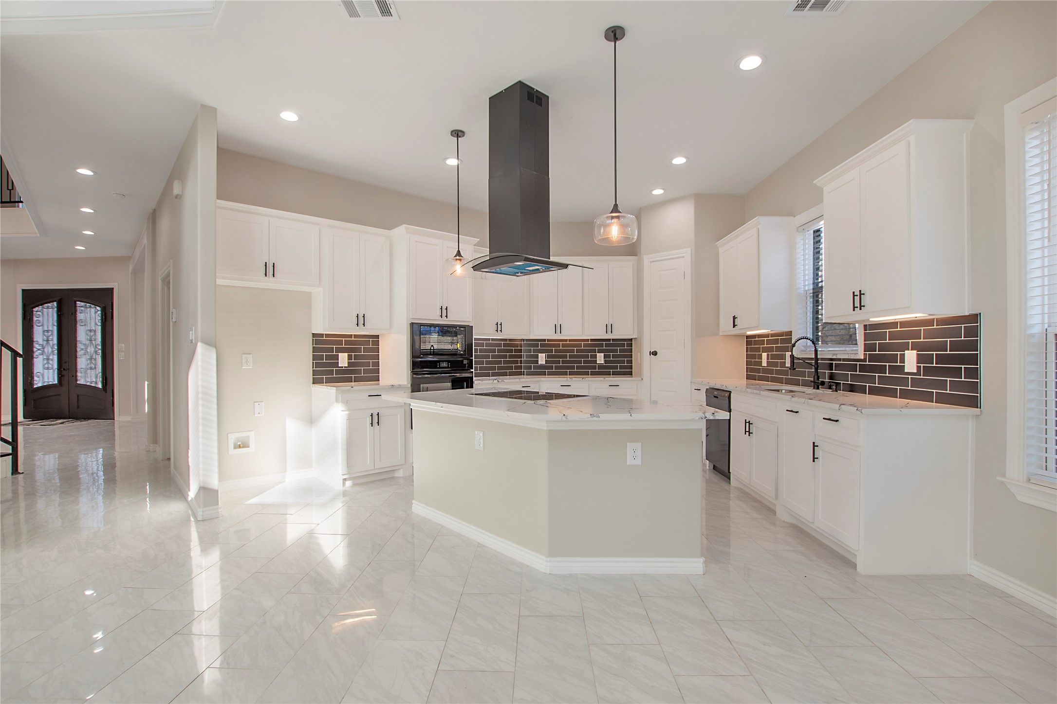 702 Linkcrest Drive