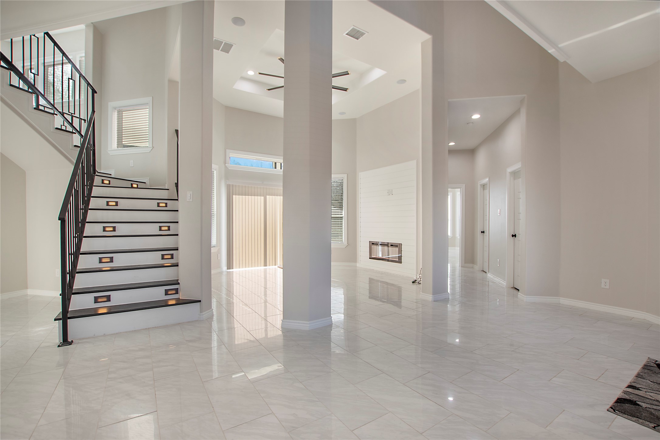 702 Linkcrest Drive