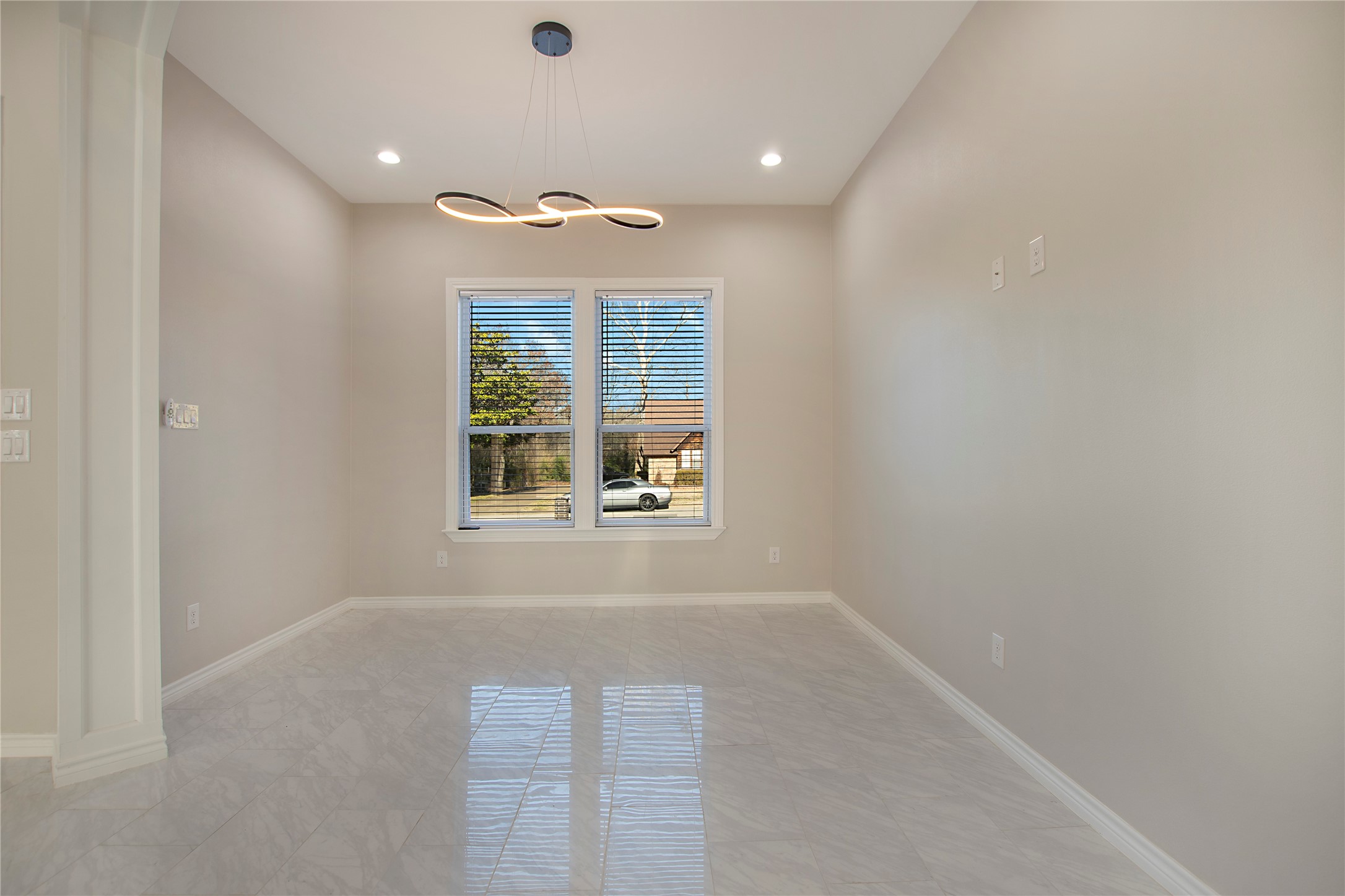 702 Linkcrest Drive