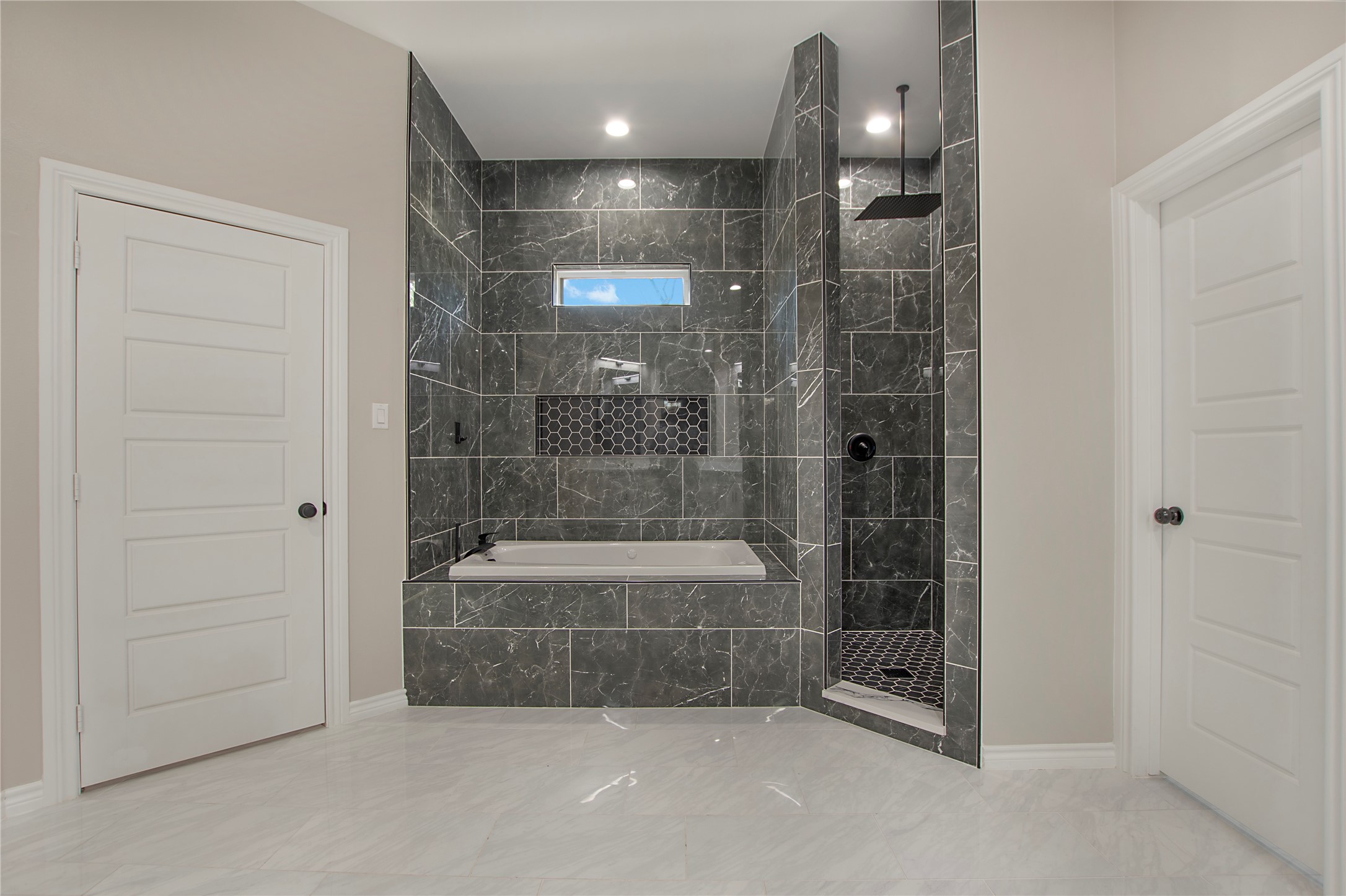 702 Linkcrest Drive
