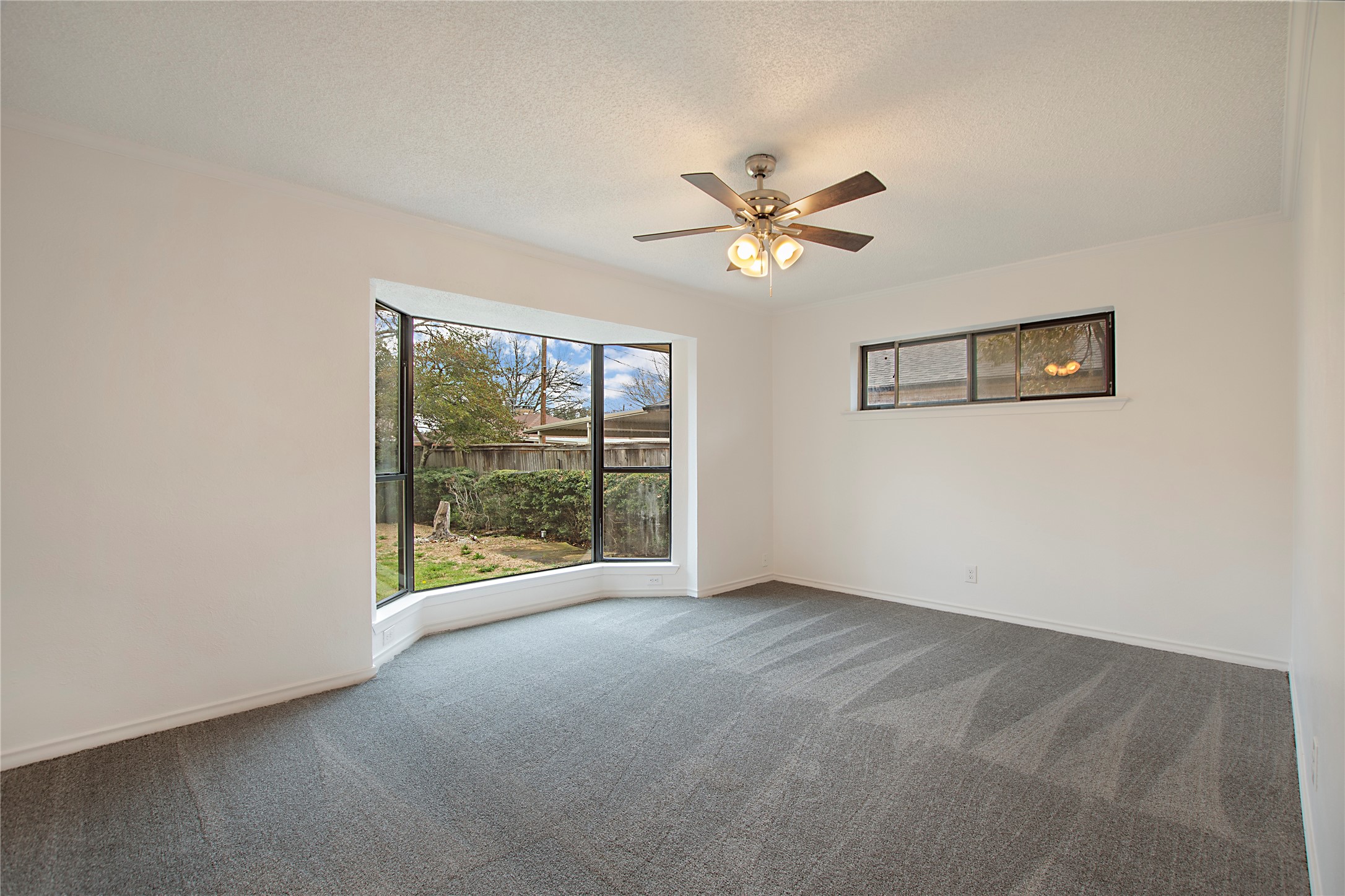 2114 Lansdowne Drive