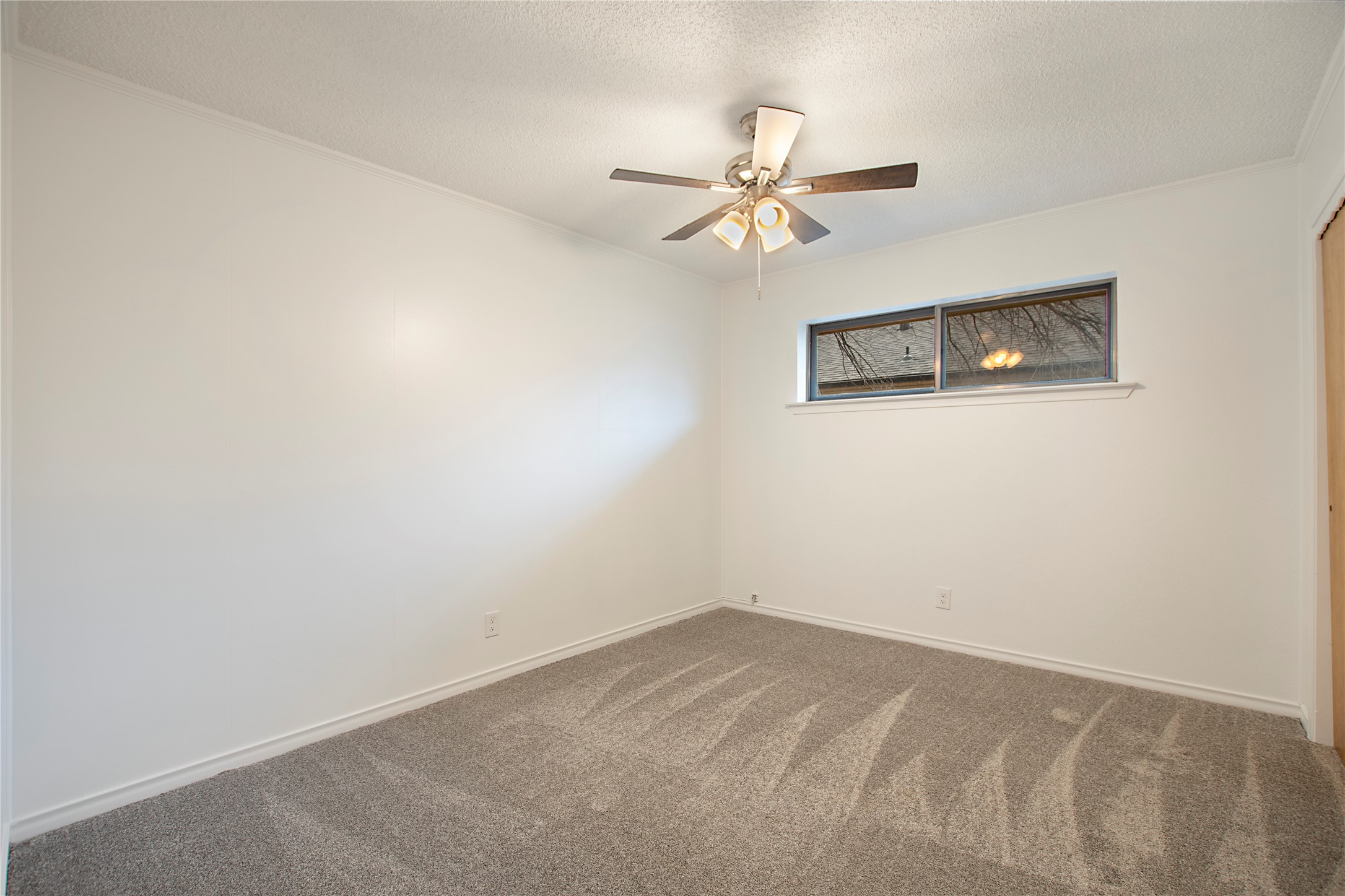 2114 Lansdowne Drive