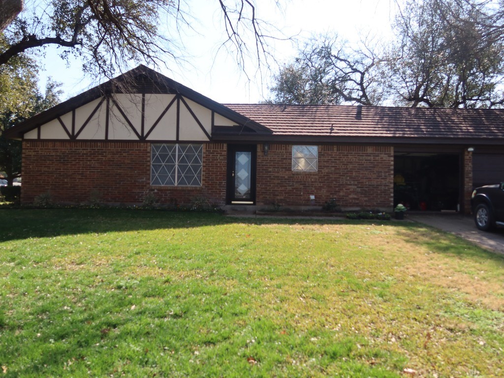 7813 Regatta Court