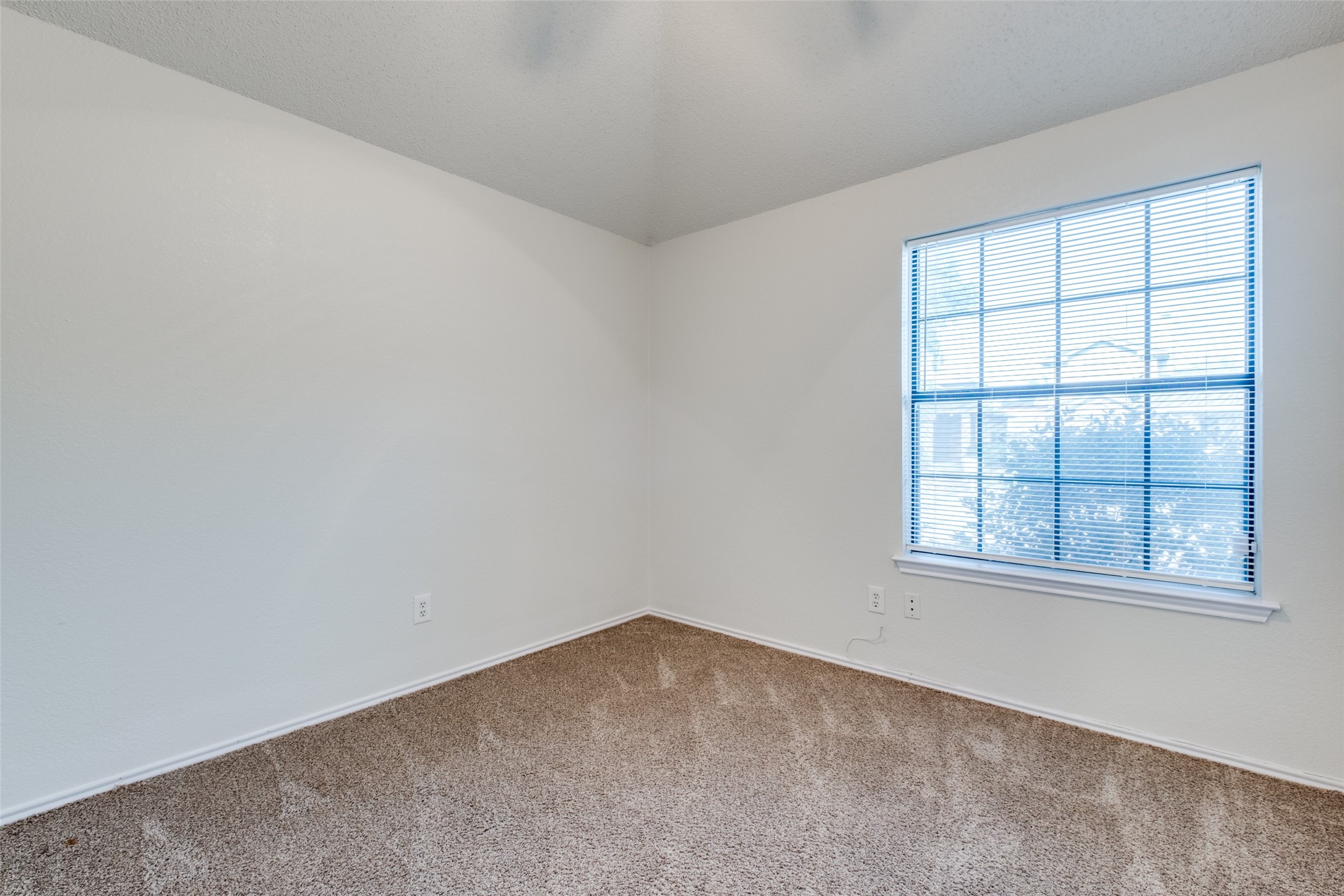 1404 Alta Mesa Court