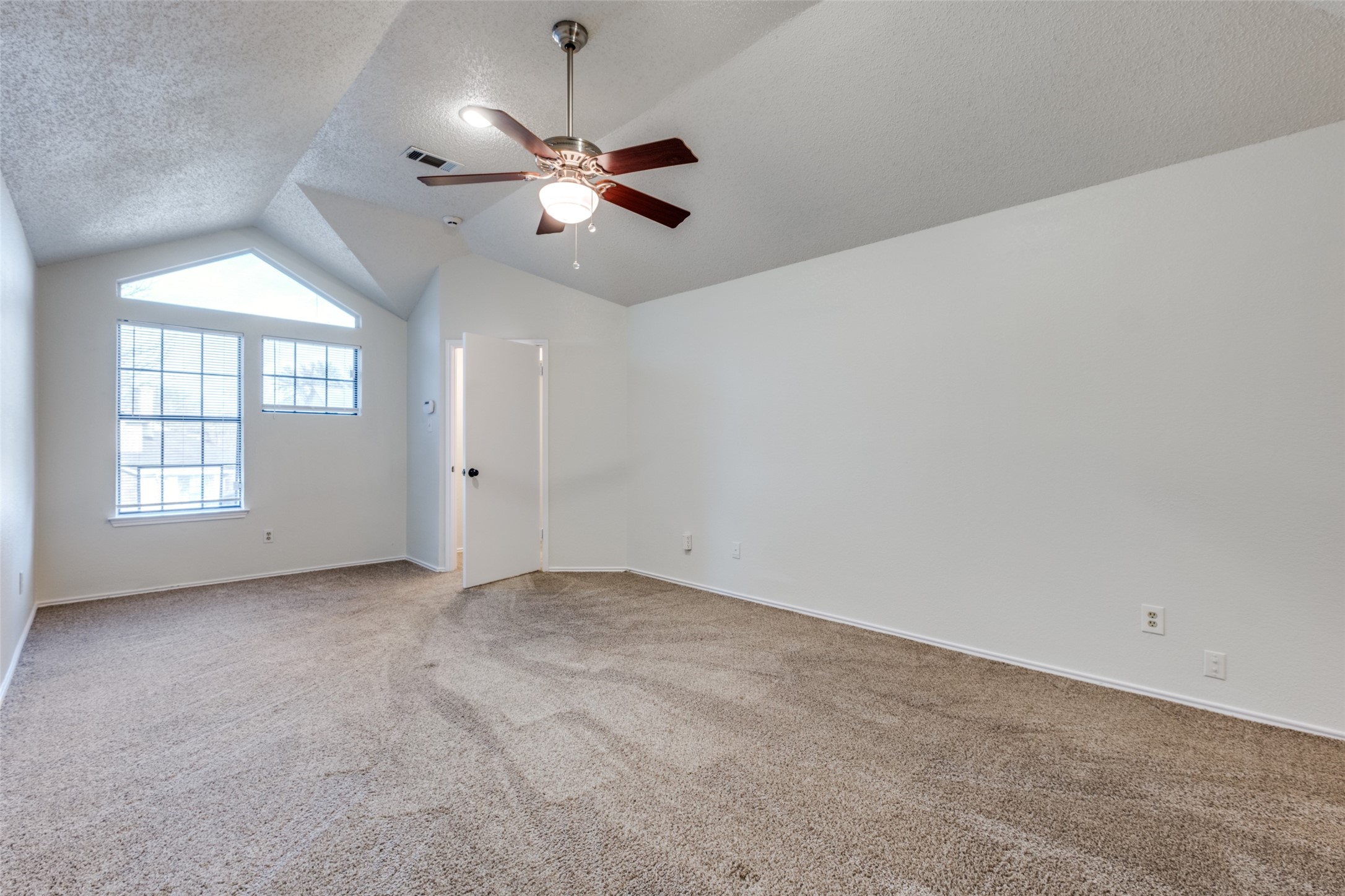 1404 Alta Mesa Court