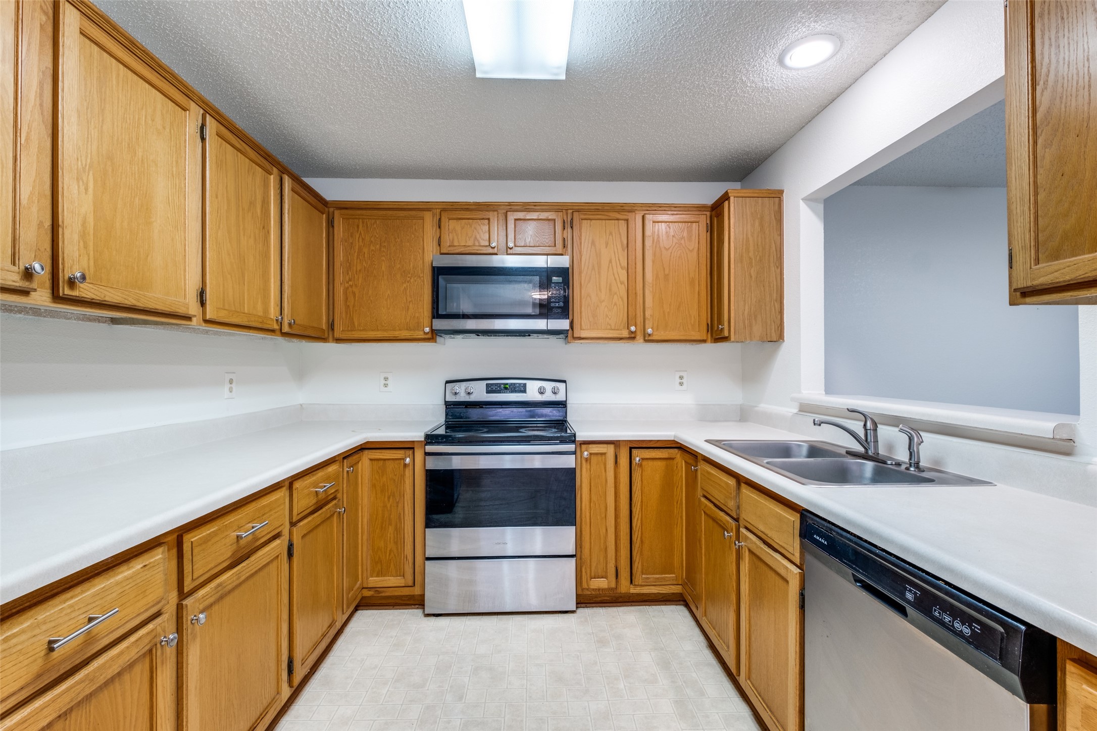1404 Alta Mesa Court