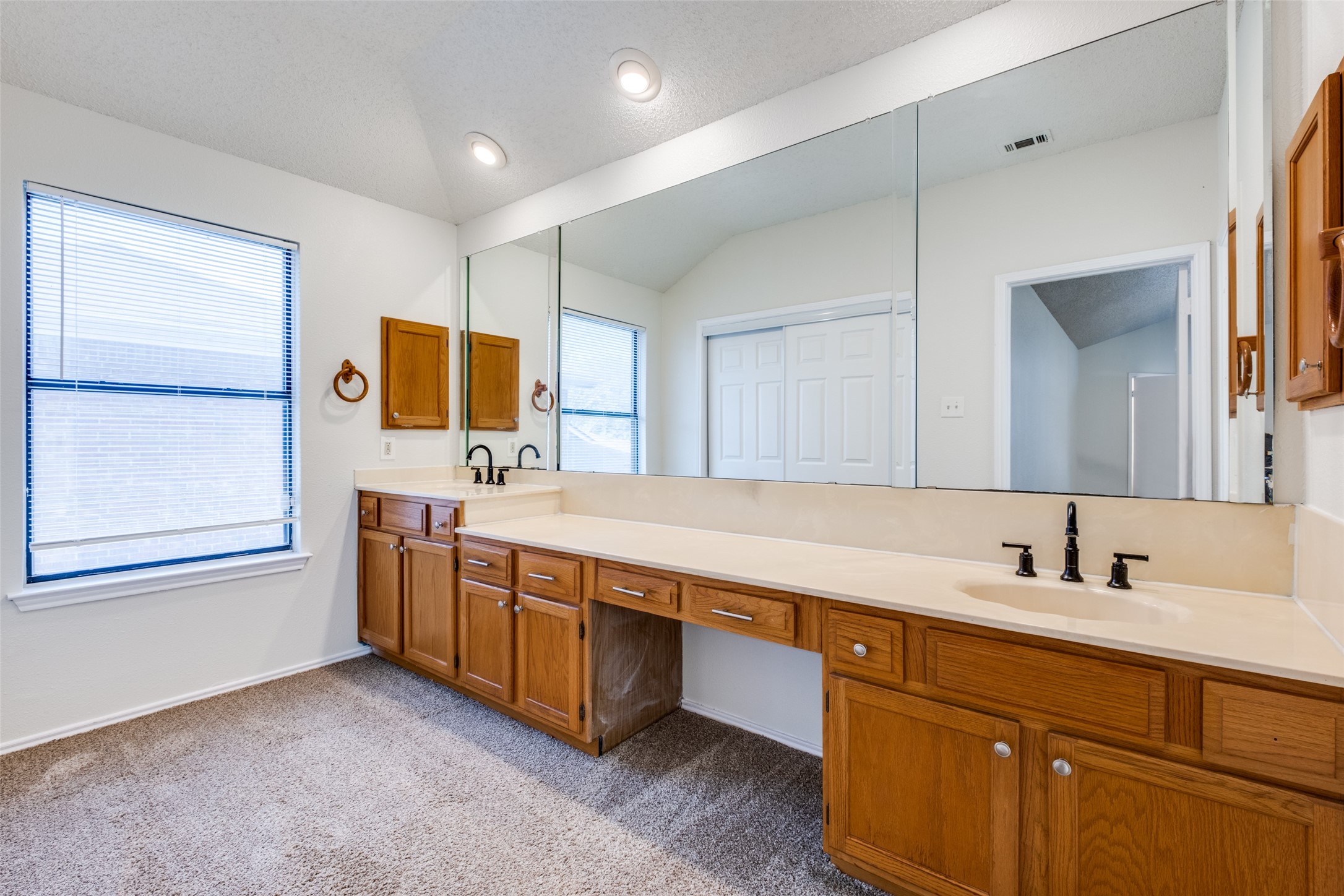 1404 Alta Mesa Court