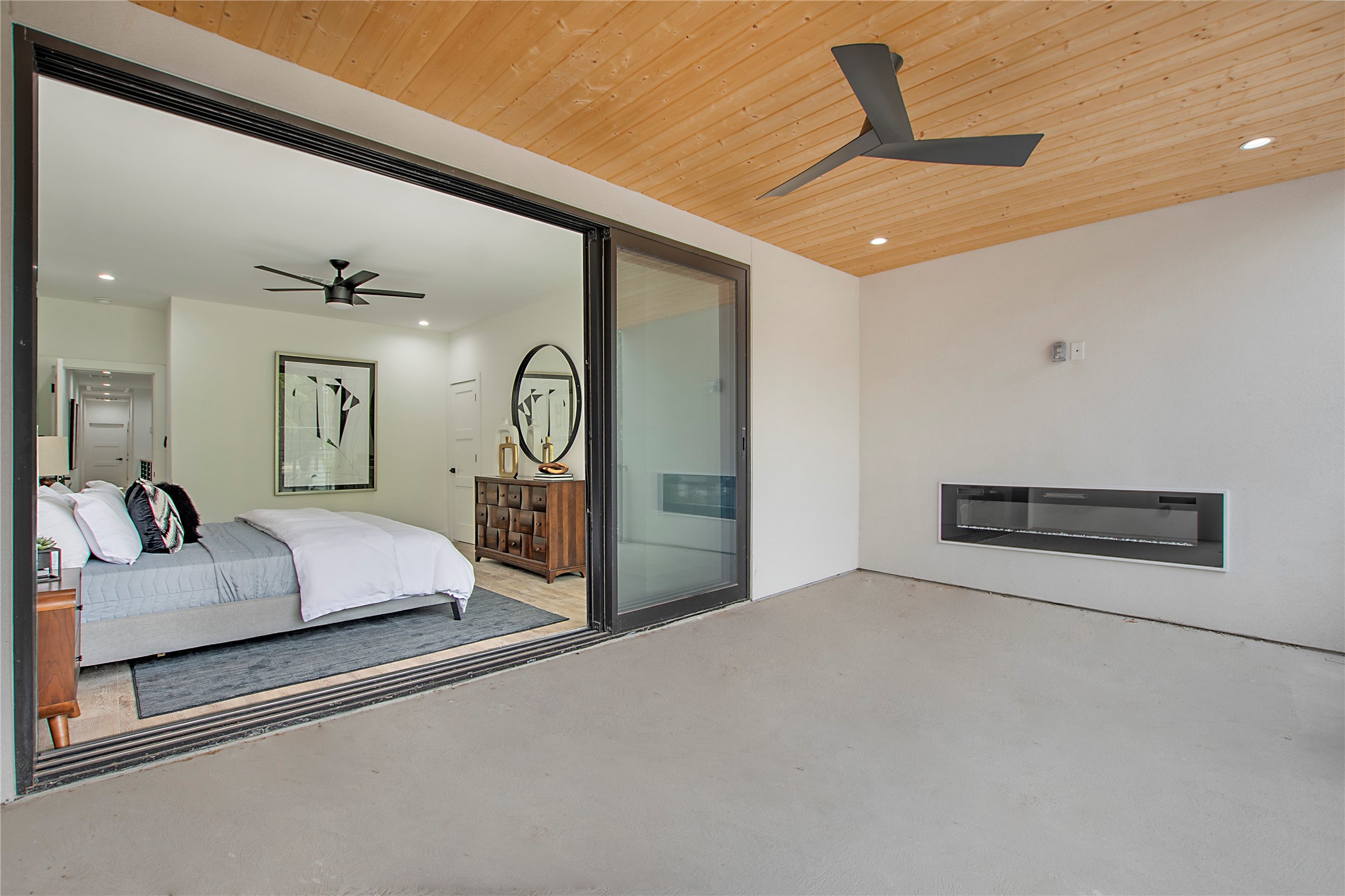 2306 Hondo