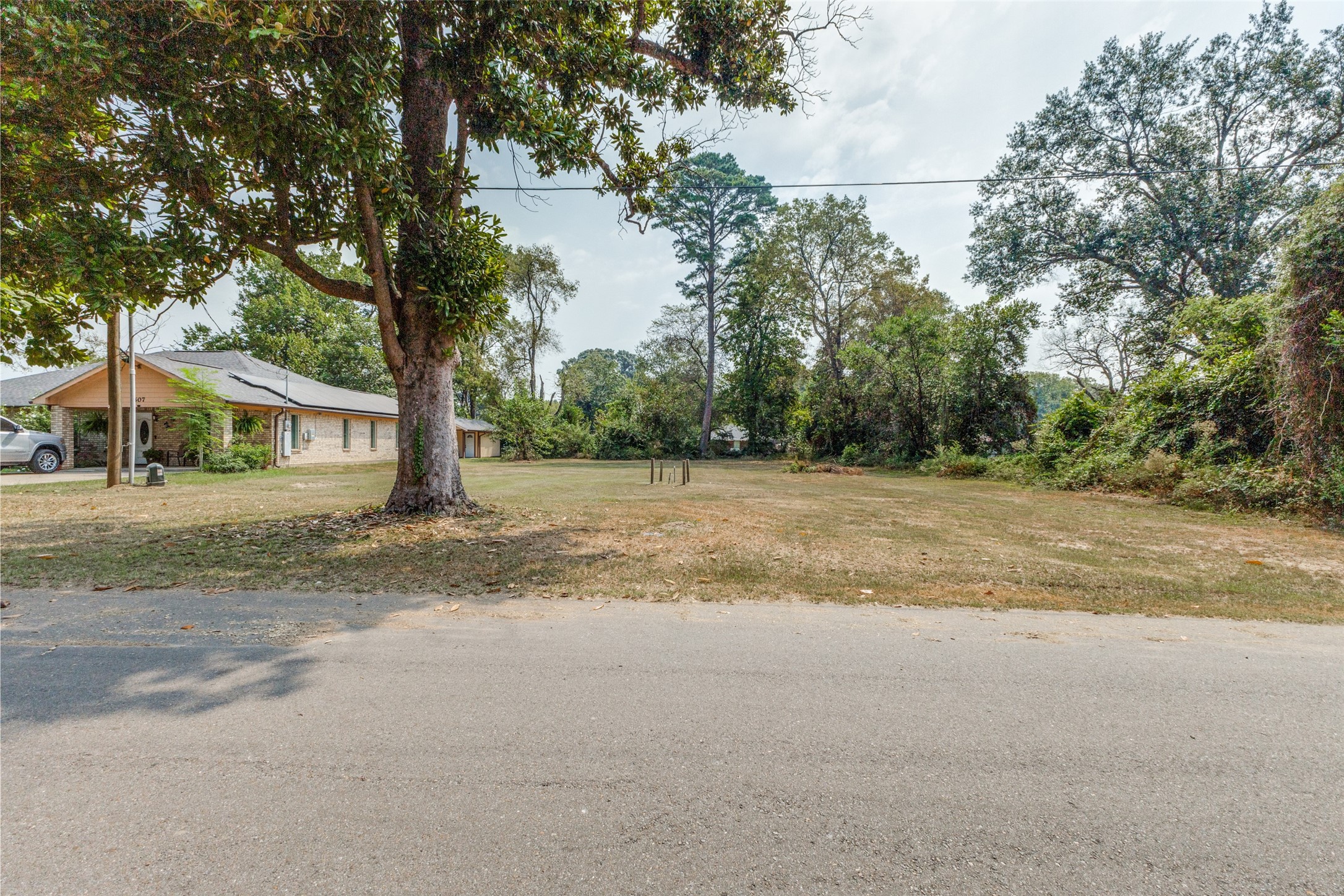 611 Red Springs Avenue