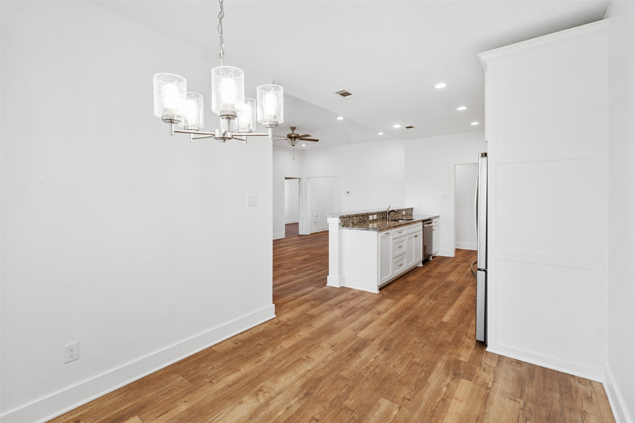 2205 Samuel Street