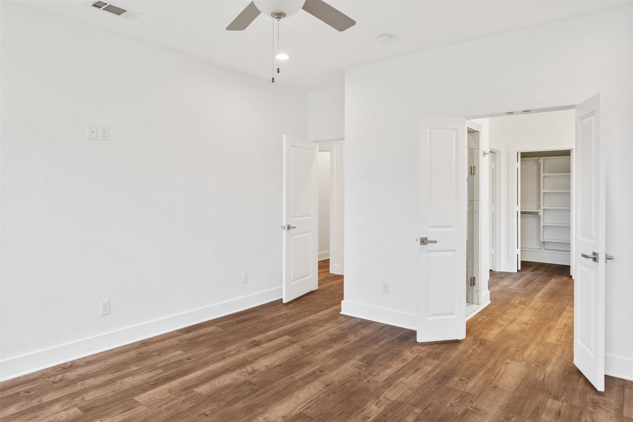2205 Samuel Street