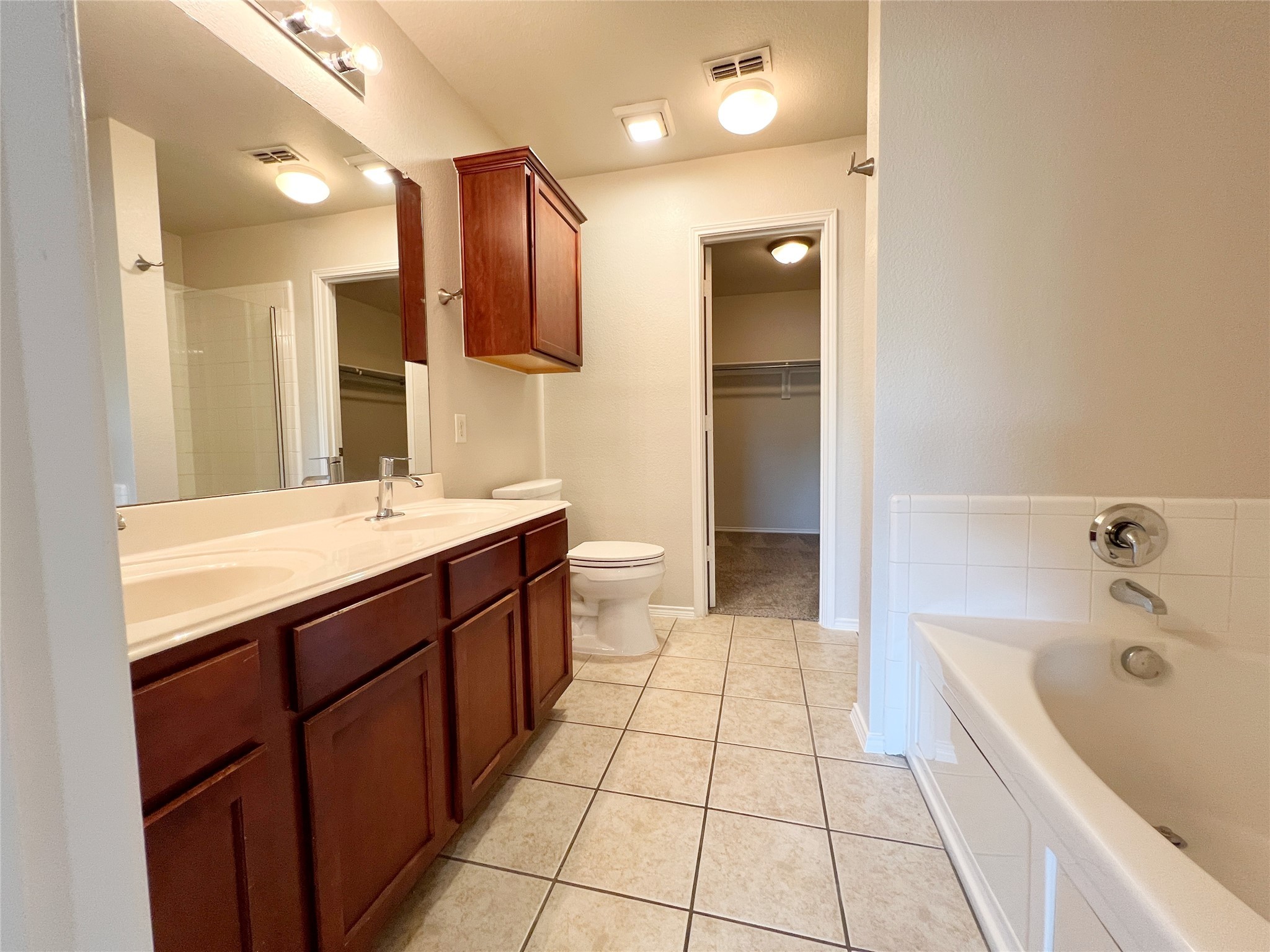 2228 Maplecrest Drive