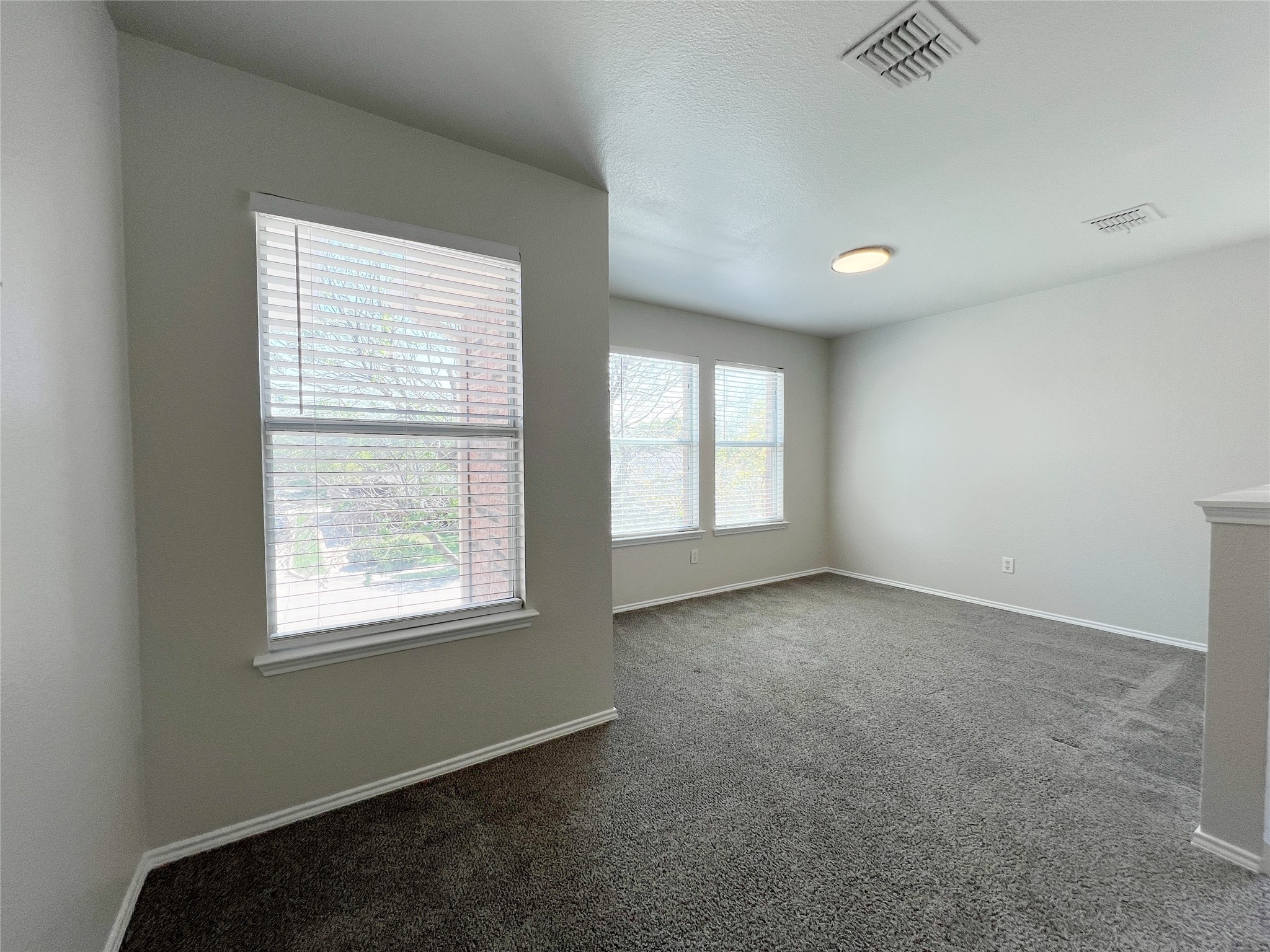 2228 Maplecrest Drive