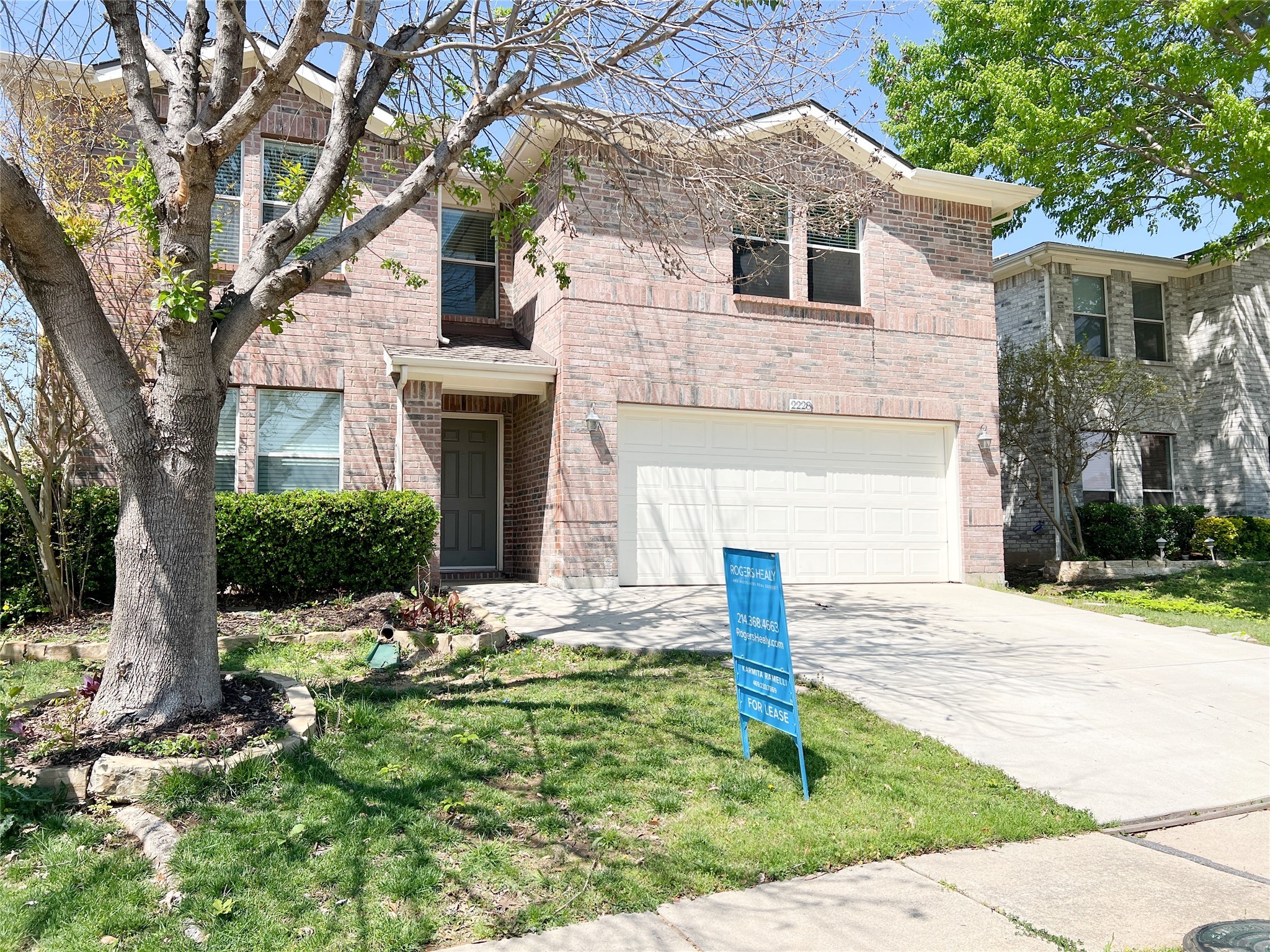 2228 Maplecrest Drive