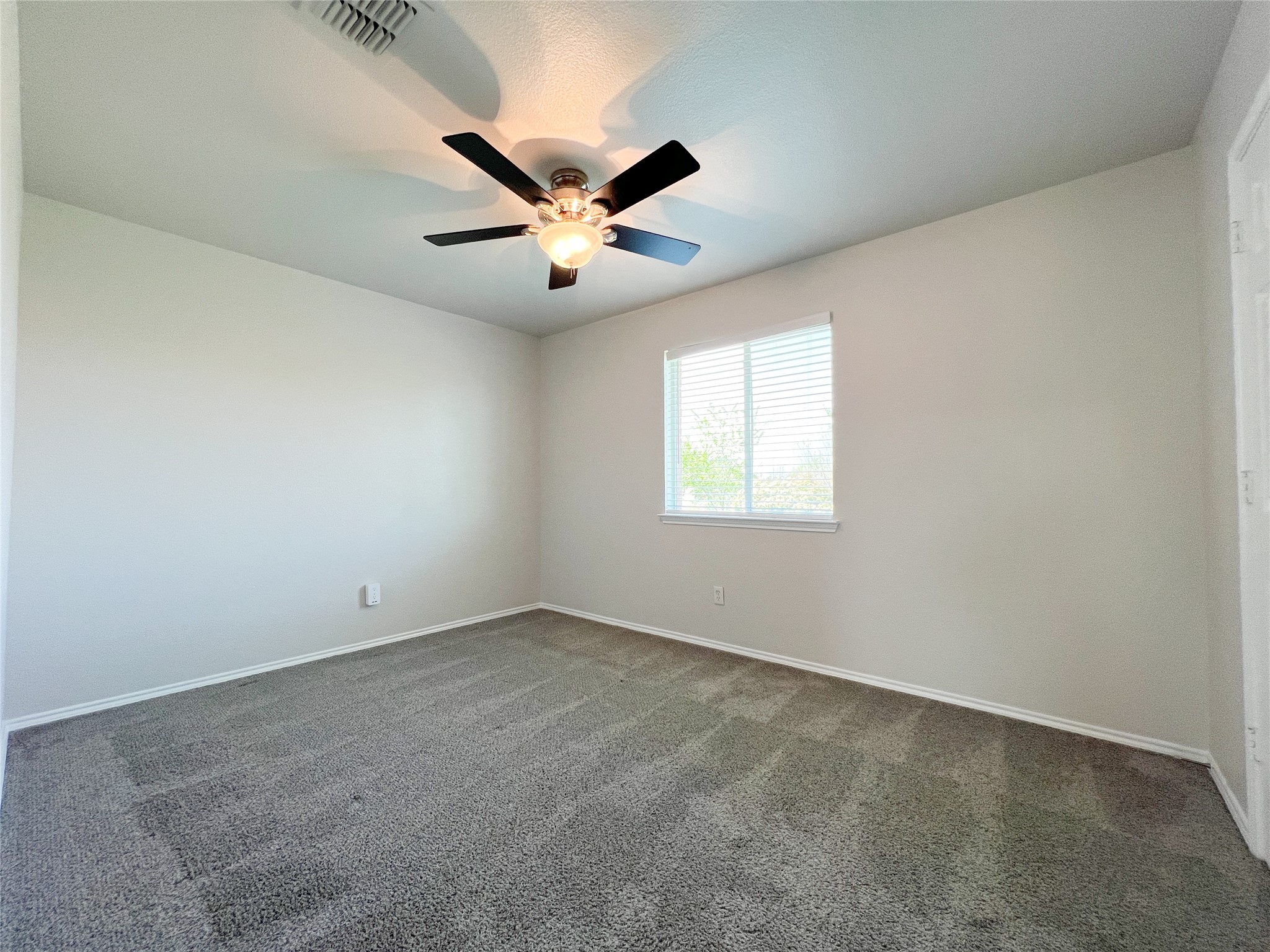 2228 Maplecrest Drive