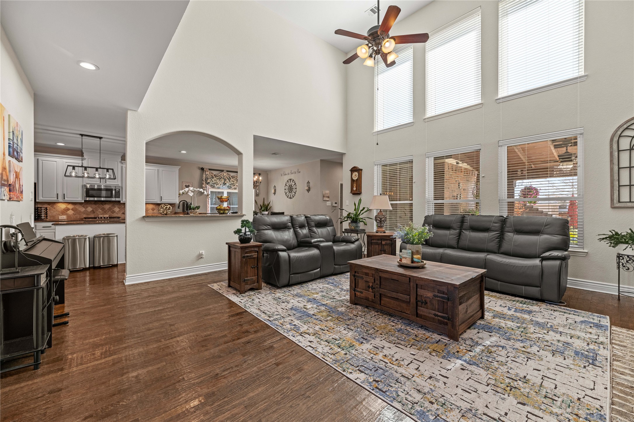 1911 Edgehill Drive
