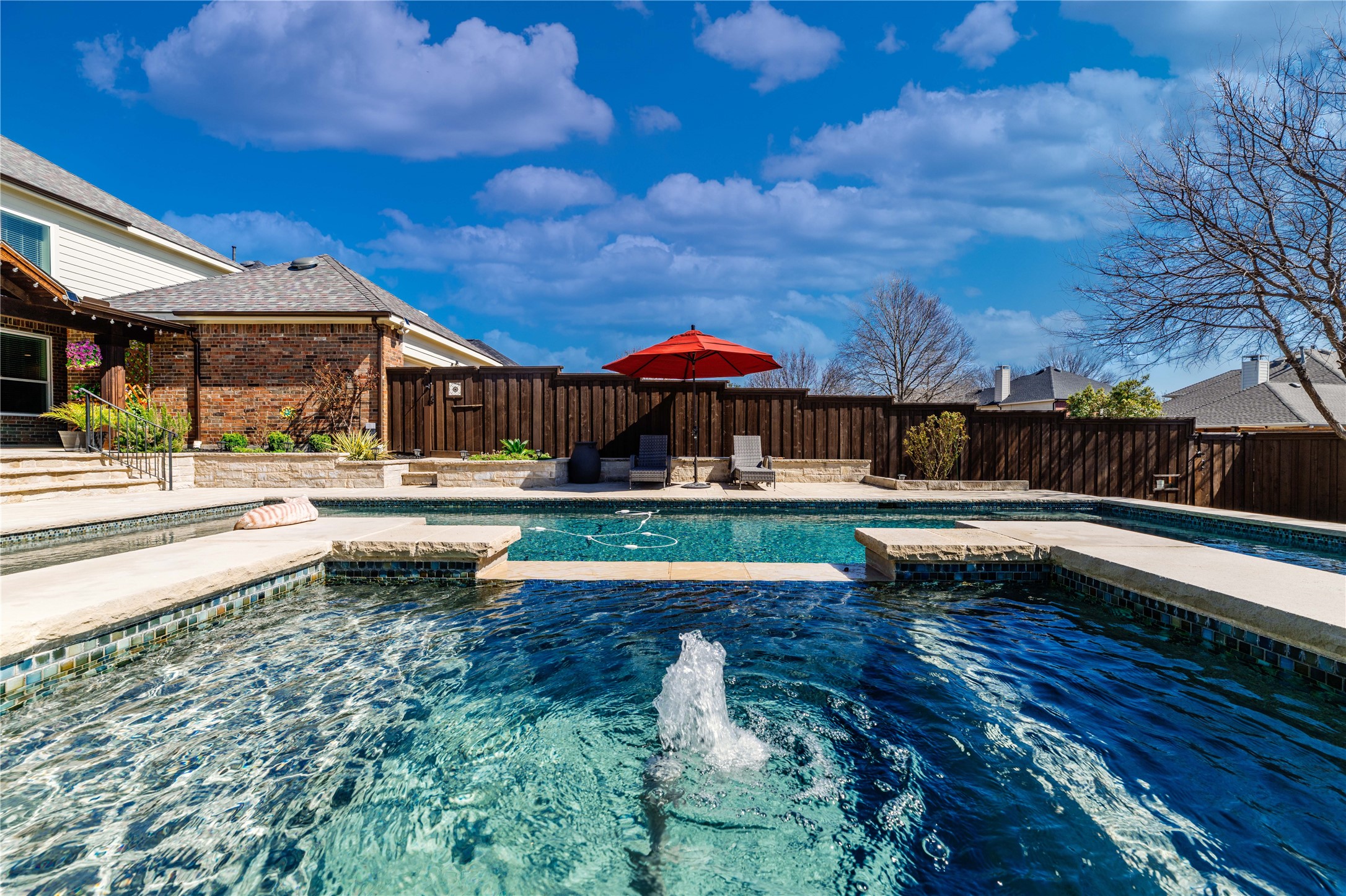 1911 Edgehill Drive