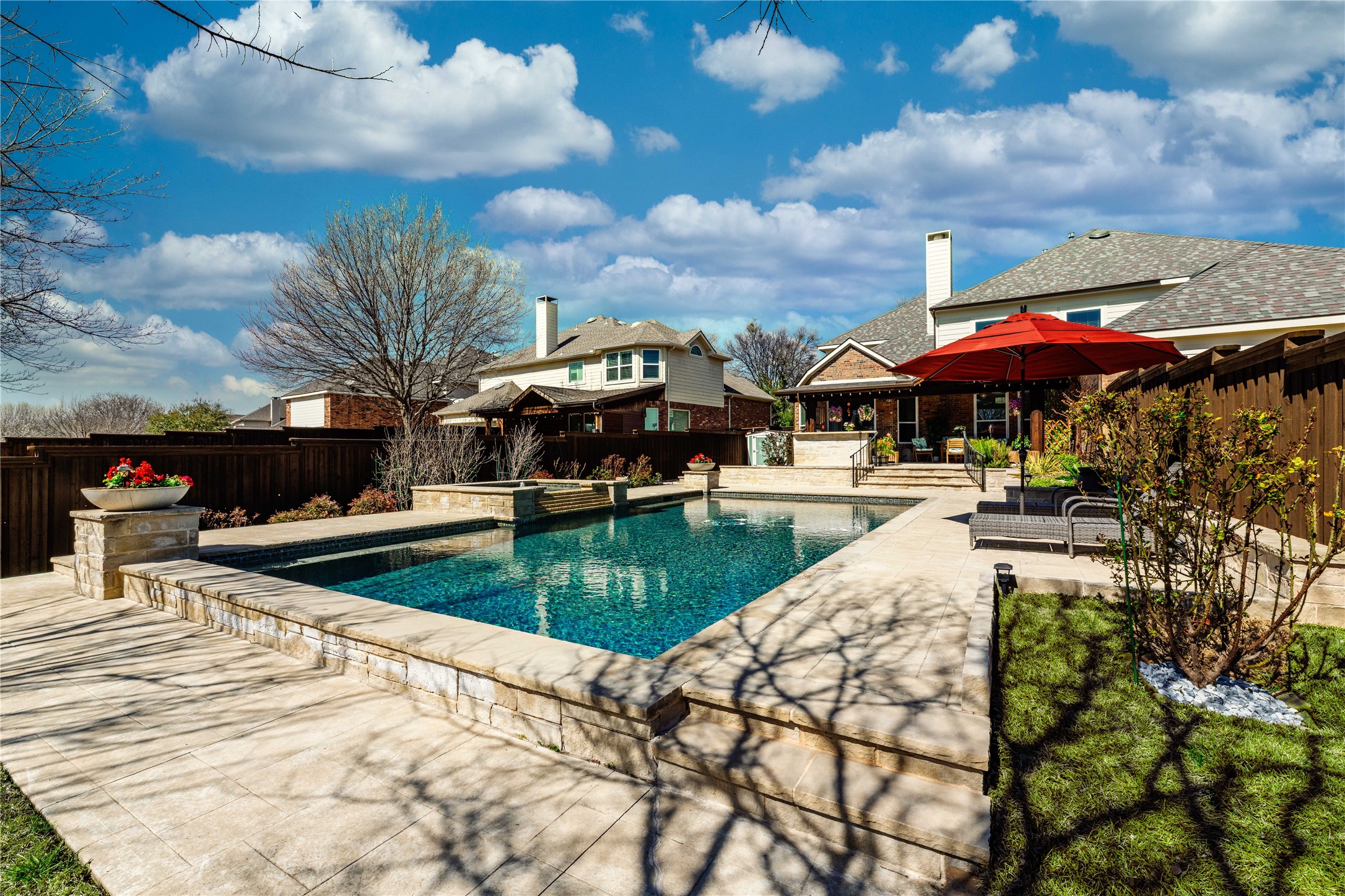 1911 Edgehill Drive