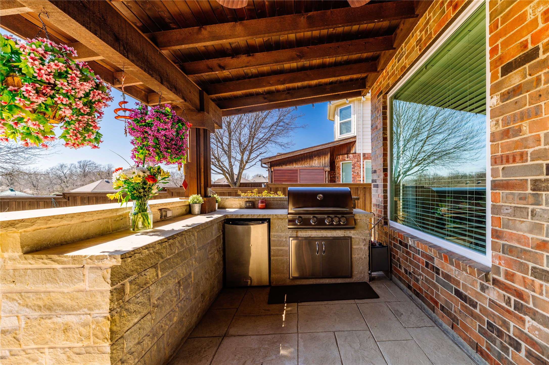 1911 Edgehill Drive