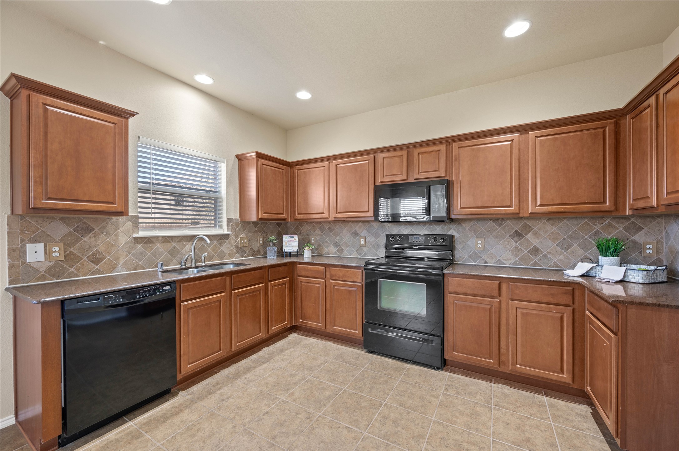 8813 Quarry Ridge Trail