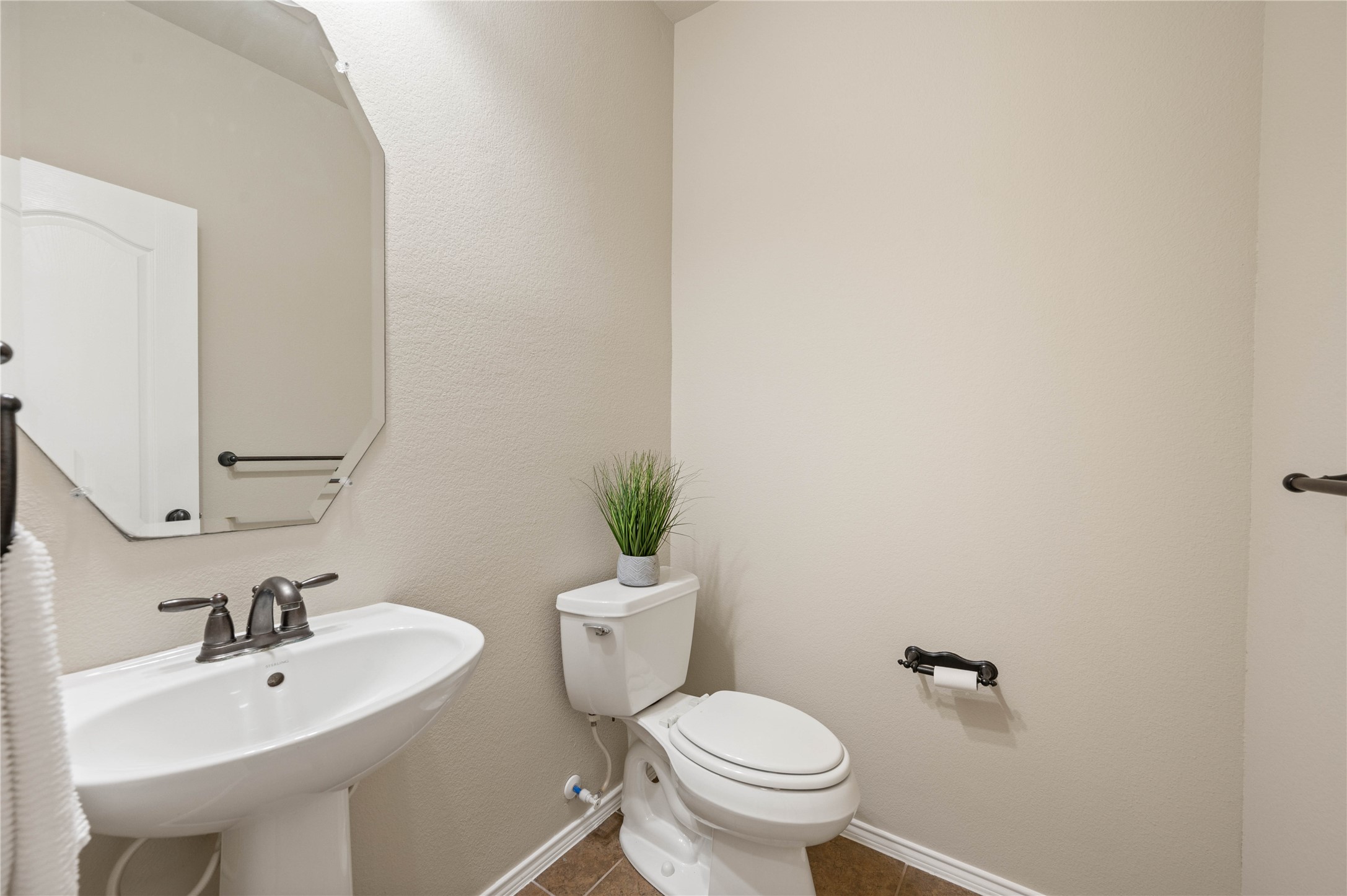 8813 Quarry Ridge Trail