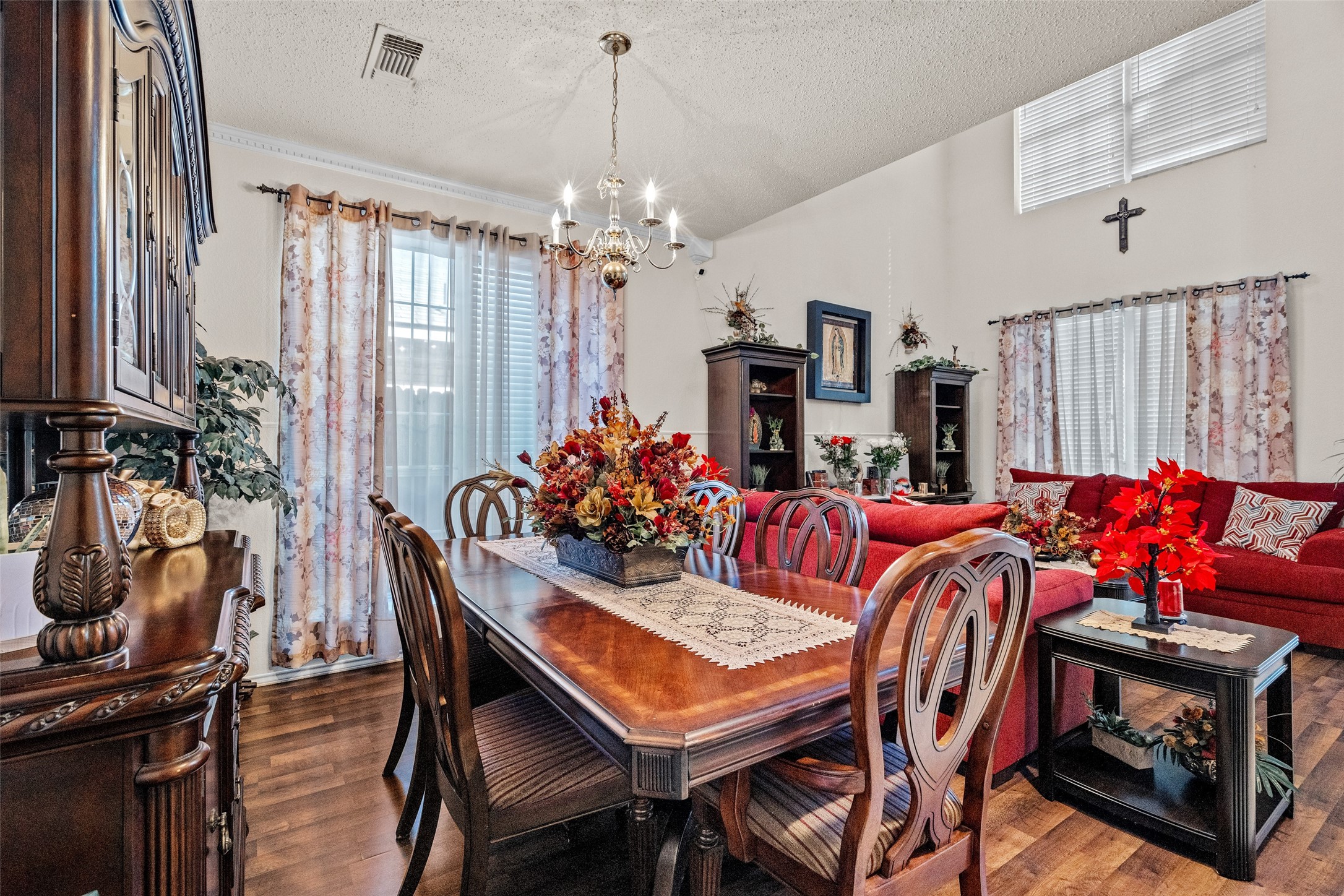 6709 Overland Street