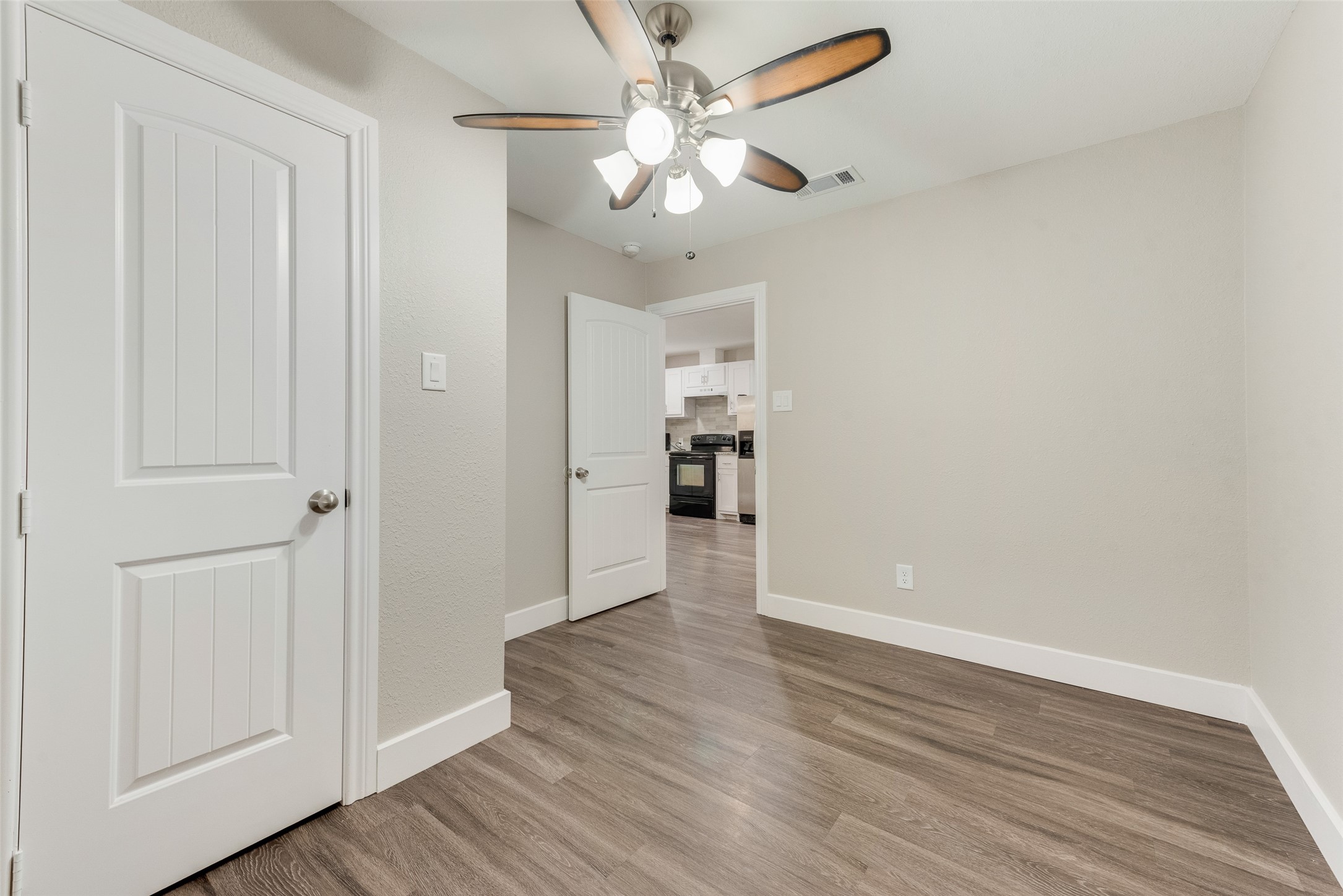 913 A Live Oak Street