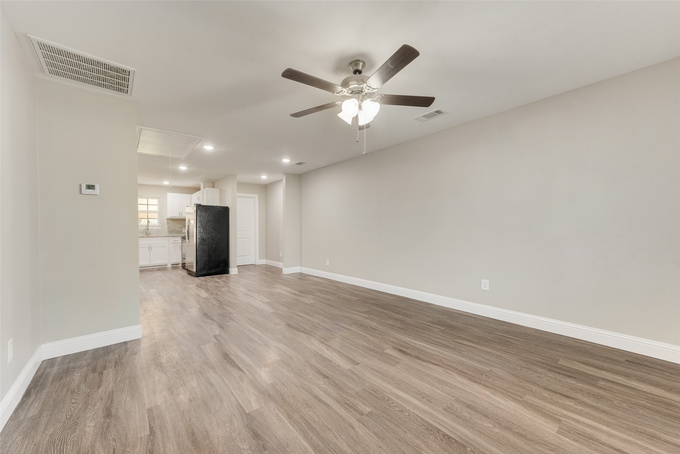 913 A Live Oak Street